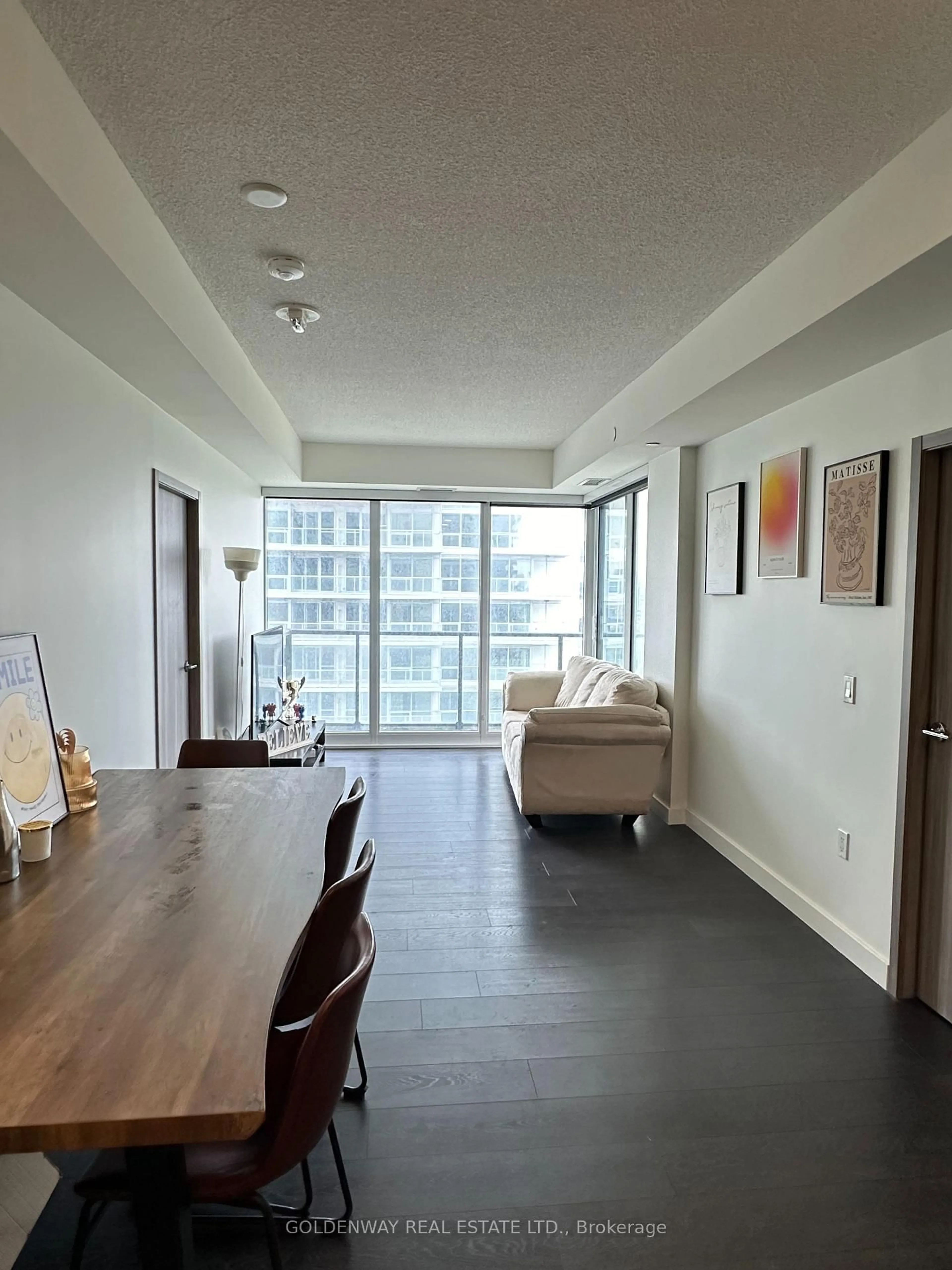 A pic of a room for 85 McMahon Dr #2109, Toronto Ontario M2K 0H1