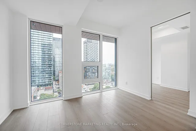 100 Queen St #2003, Toronto 5