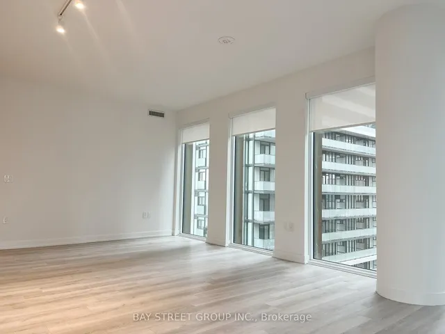 238 Simcoe St #1904, Toronto 5