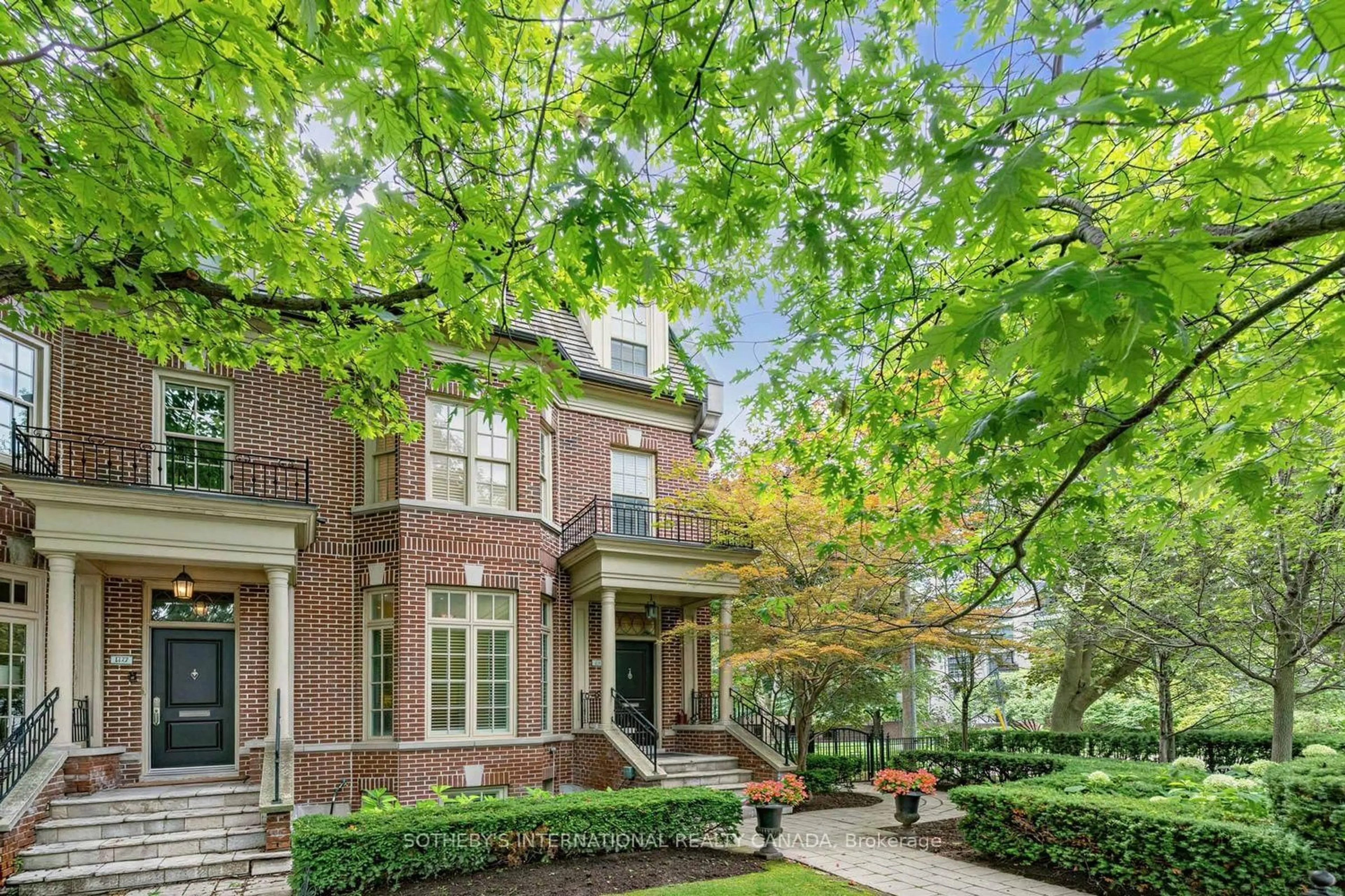 Home with brick exterior material, street for 109 Lonsdale Rd, Toronto Ontario M4V 1W4