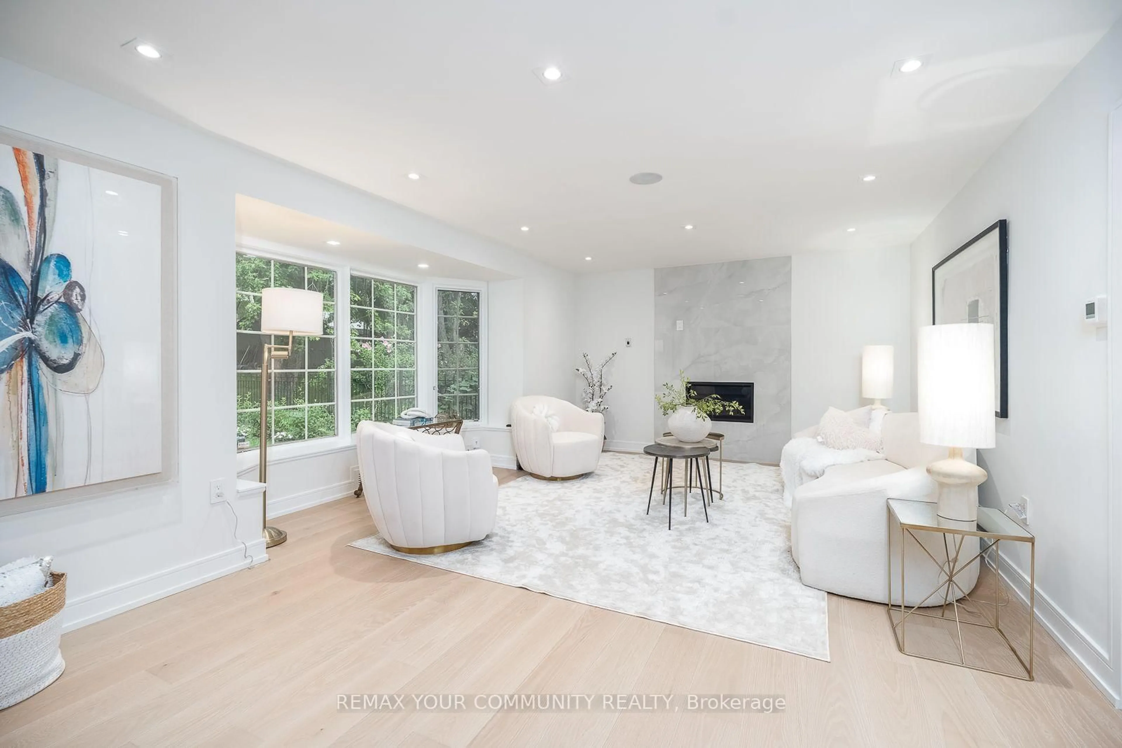 Living room with furniture, unknown for 354 Bessborough Dr, Toronto Ontario M4G 3L2
