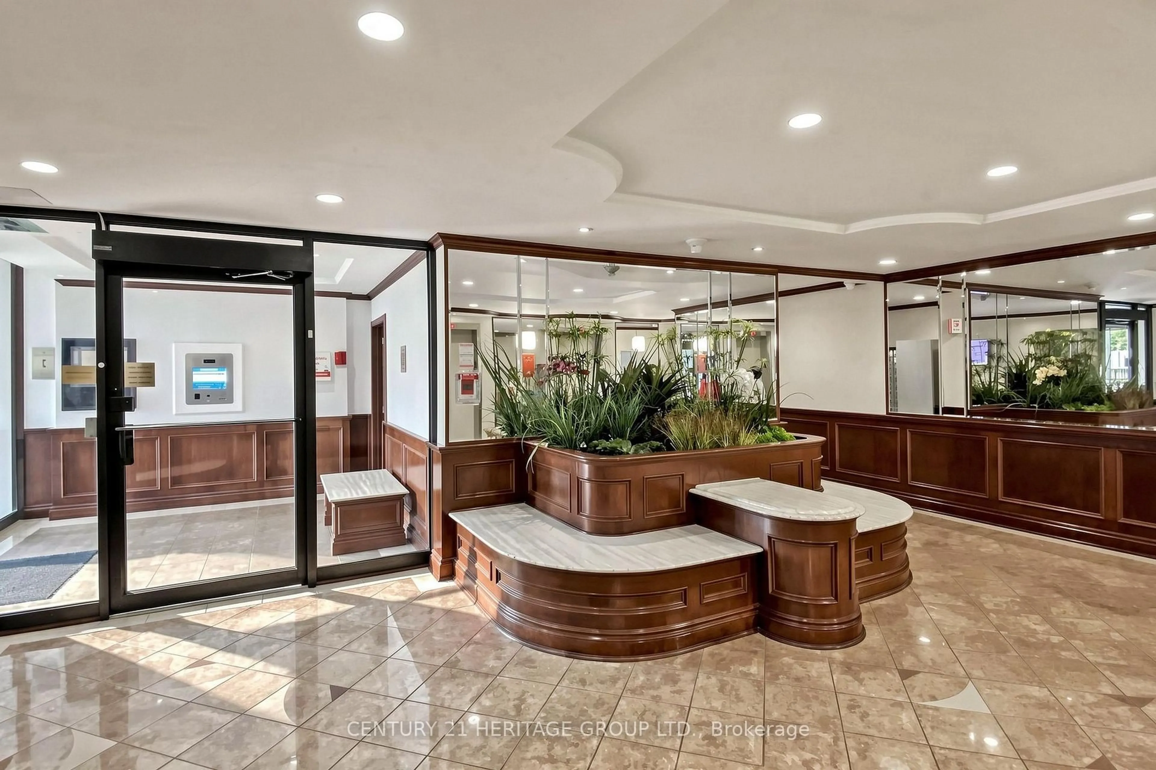Lobby for 10 Muirhead Rd #1206, Toronto Ontario M2J 4P9