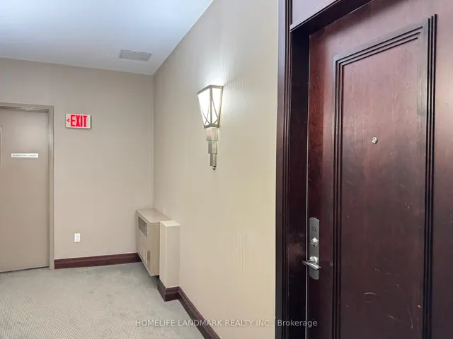 35 Balmuto St #501, Toronto 5