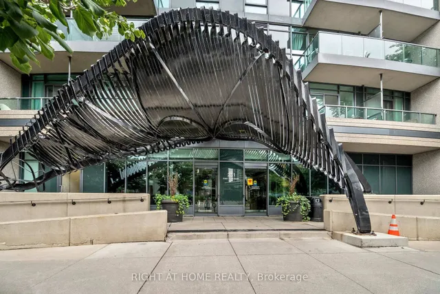 231 Fort York Blvd #329, Toronto 2