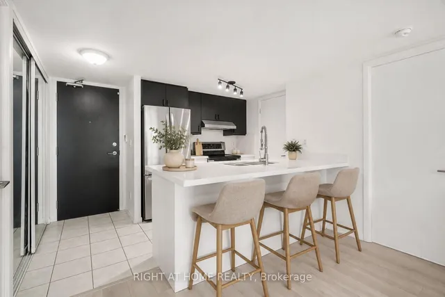231 Fort York Blvd #329, Toronto 5