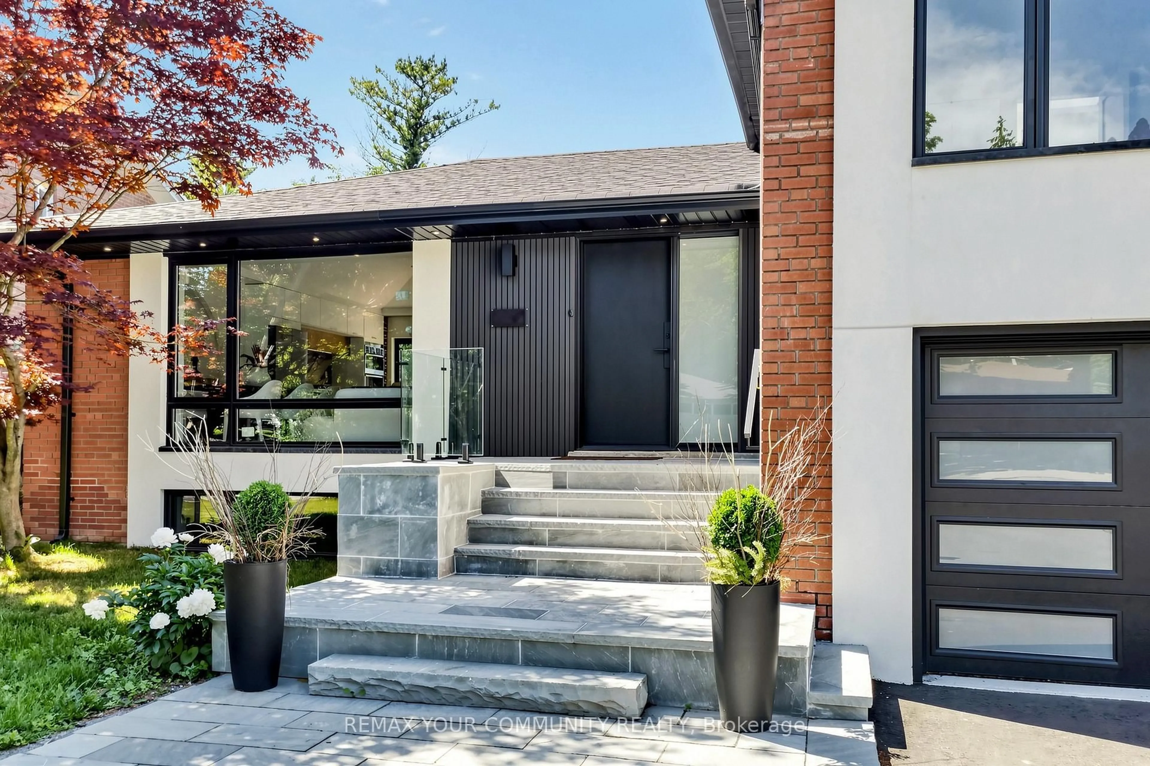 Home with brick exterior material, street for 35 Geraldton Cres, Toronto Ontario M2J 2R5
