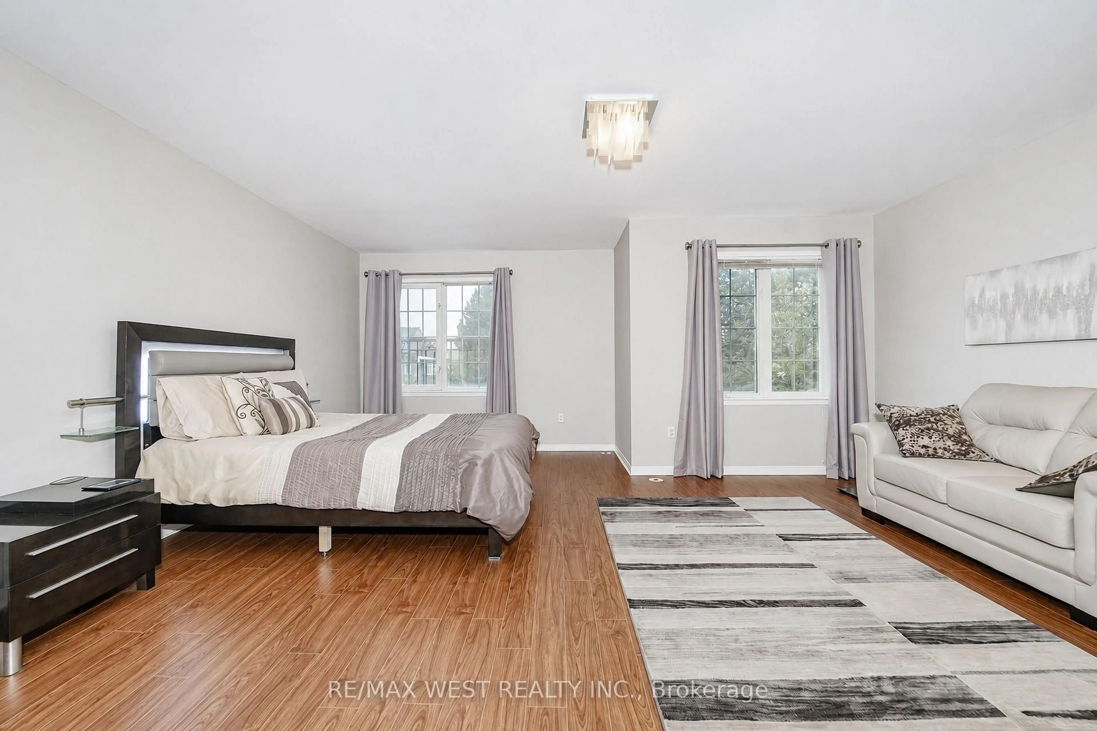 A pic of a room for 108 Finch Ave #D11, Toronto Ontario M2N 6W6