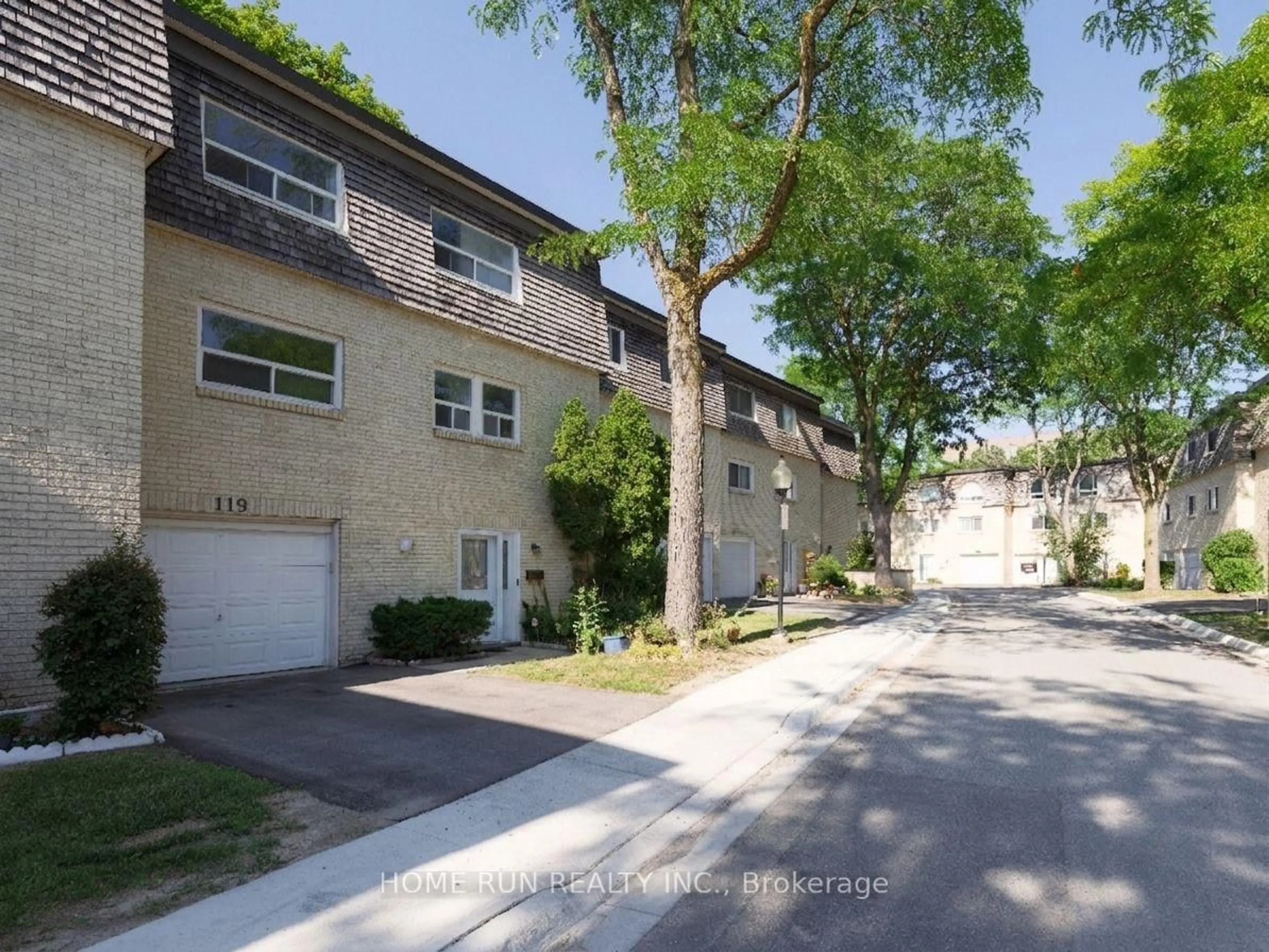 A pic from outside/outdoor area/front of a property/back of a property/a pic from drone, street for 119 Courville Coachway Way #55, Toronto Ontario M2J 3V6