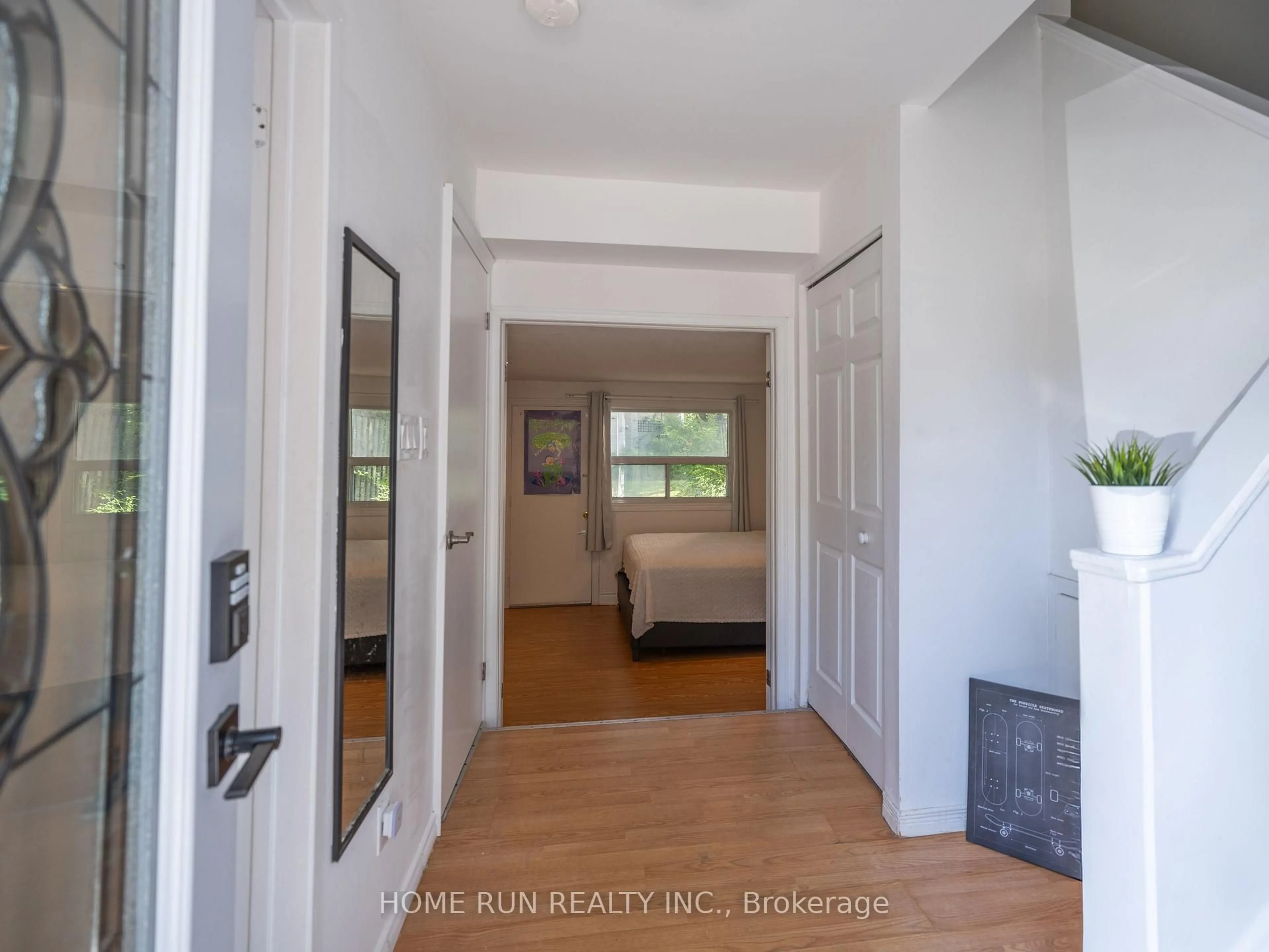 Indoor entryway for 119 Courville Coachway Way #55, Toronto Ontario M2J 3V6