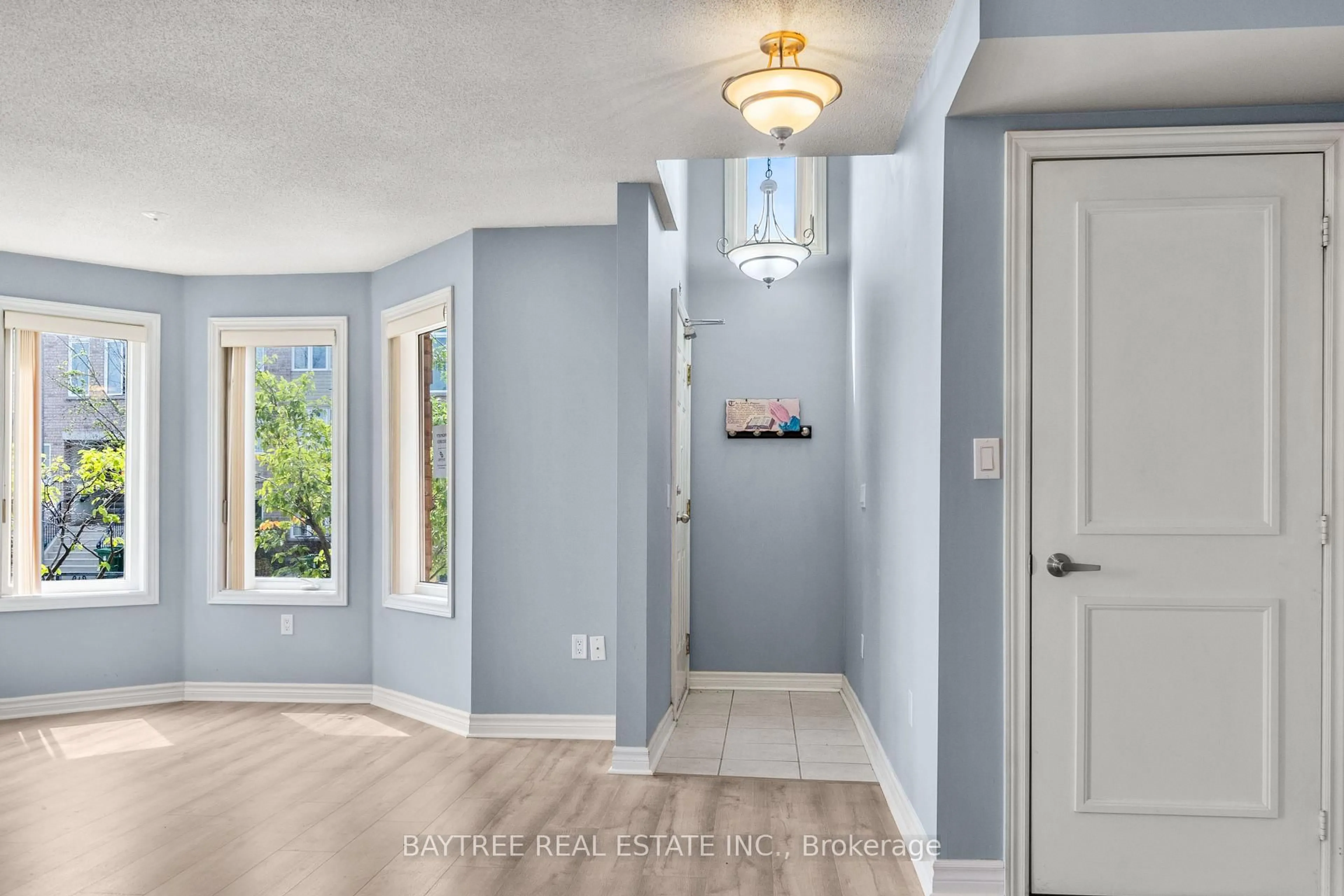 Indoor entryway for 80 Aerodrome Cres #102, Toronto Ontario M4G 4J1