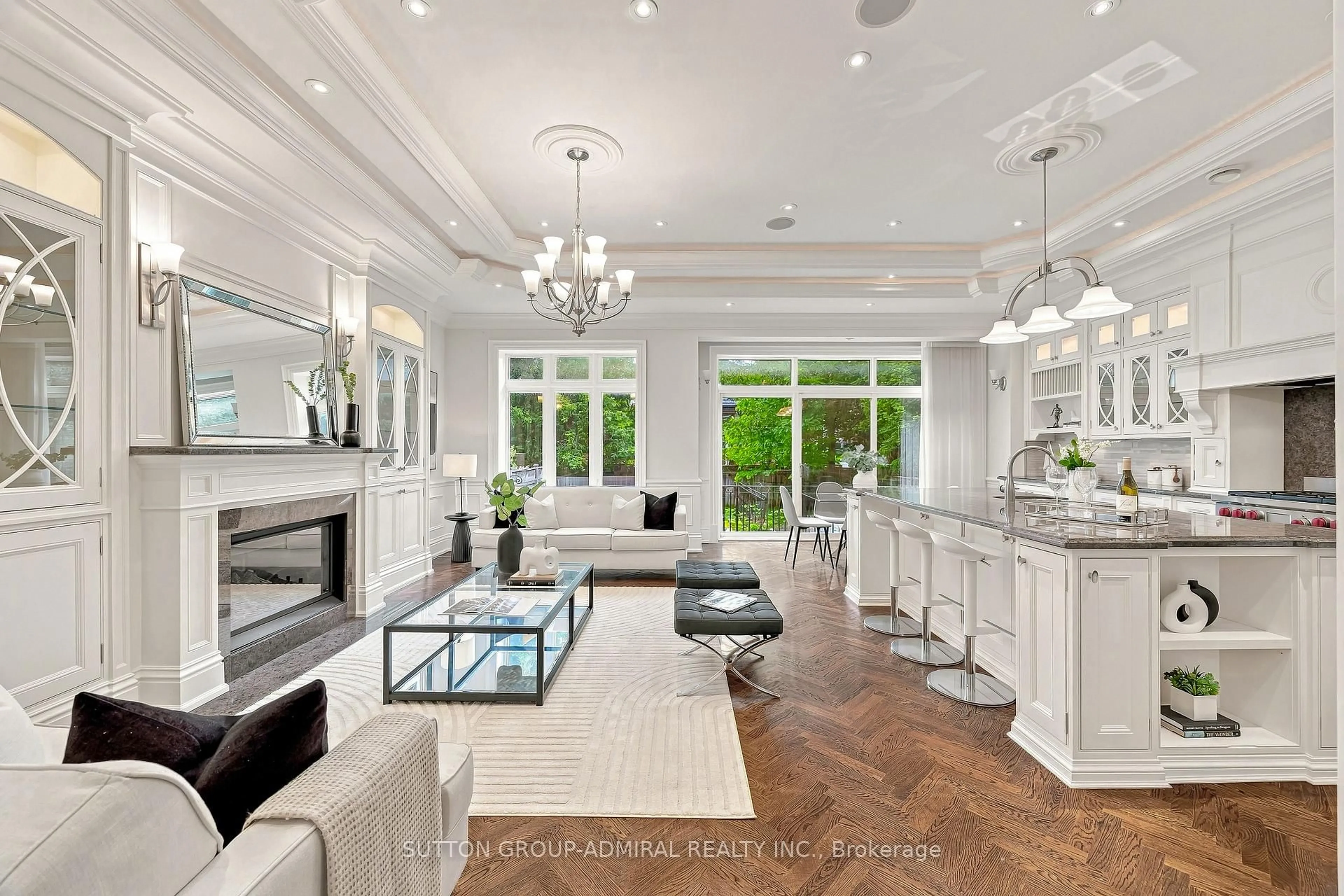 Open concept kitchen, ceramic/tile floor for 216 Haddington Ave, Toronto Ontario M5M 2P8