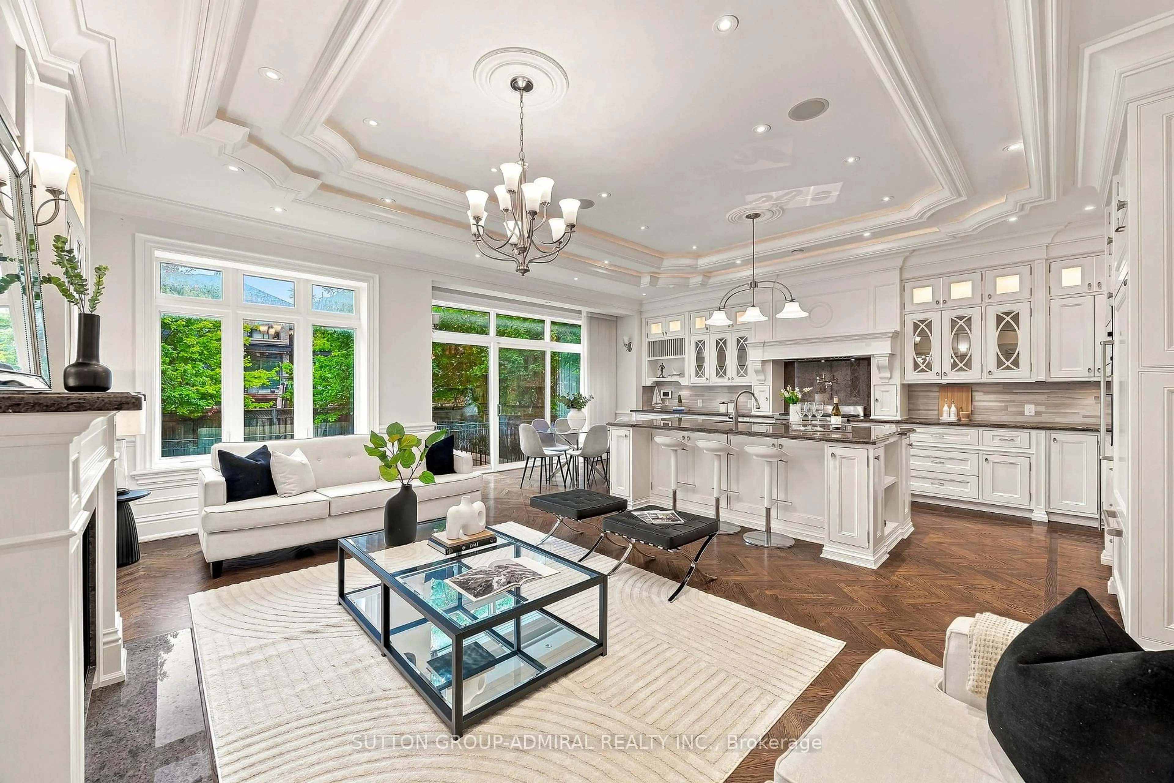 Open concept kitchen, ceramic/tile floor for 216 Haddington Ave, Toronto Ontario M5M 2P8