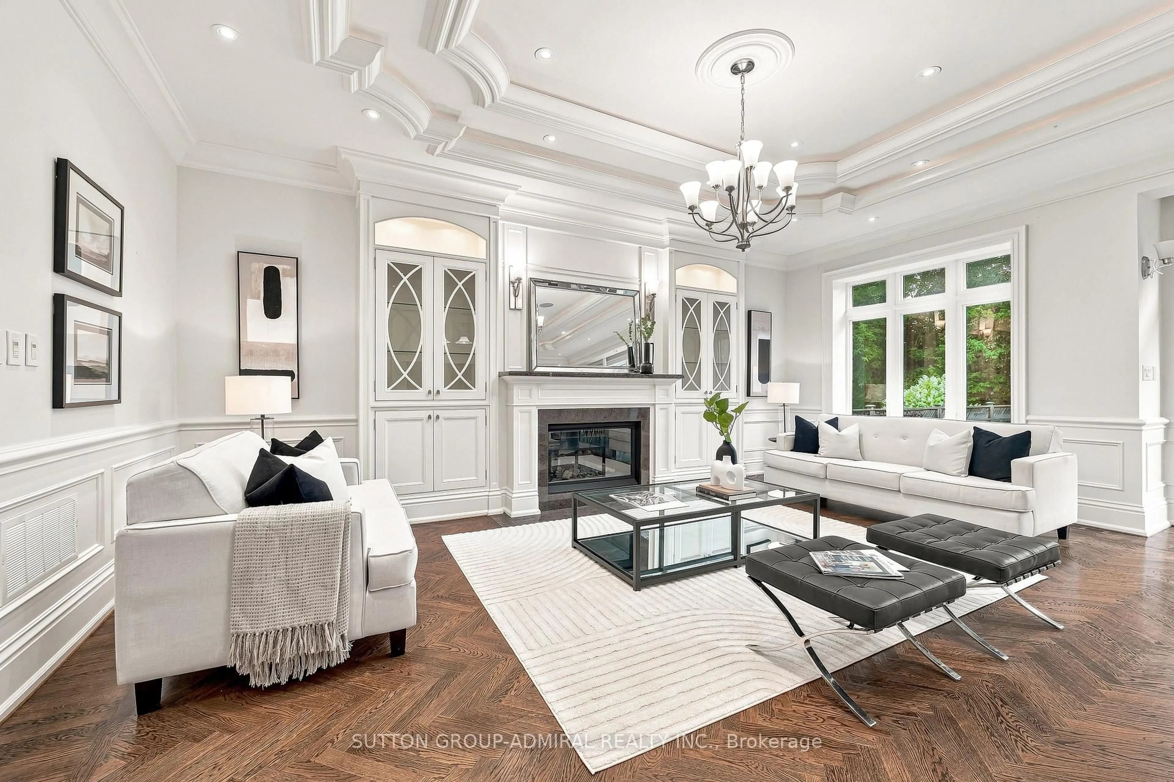 Living room with furniture, unknown for 216 Haddington Ave, Toronto Ontario M5M 2P8