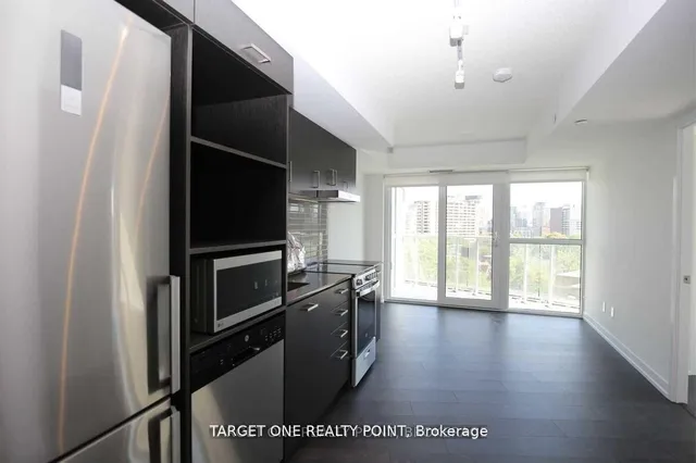 219 Dundas St #1603, Toronto 2