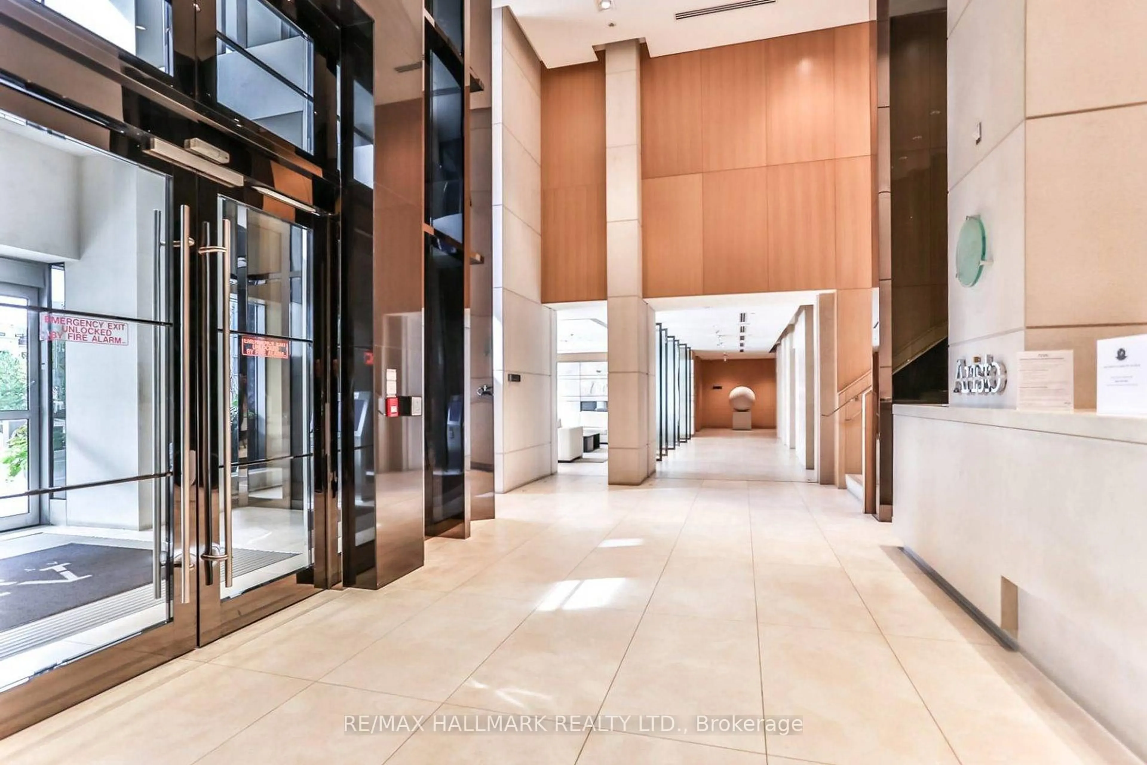 Indoor foyer for 120 Harrison Garden Blvd #1406, Toronto Ontario M2N 0H1