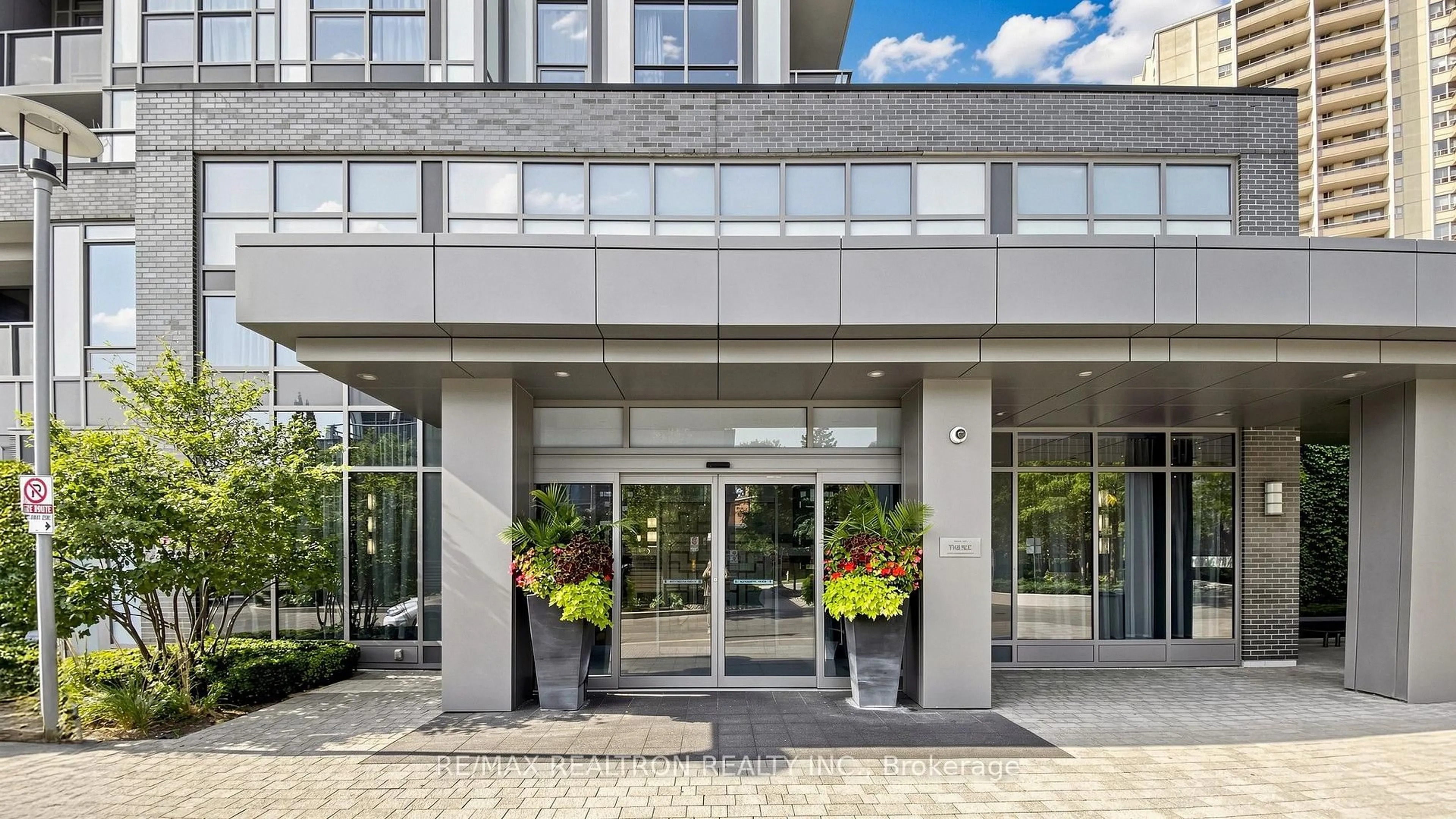 Unknown for 18 Graydon Hall Dr #2606, Toronto Ontario M3A 2Z9