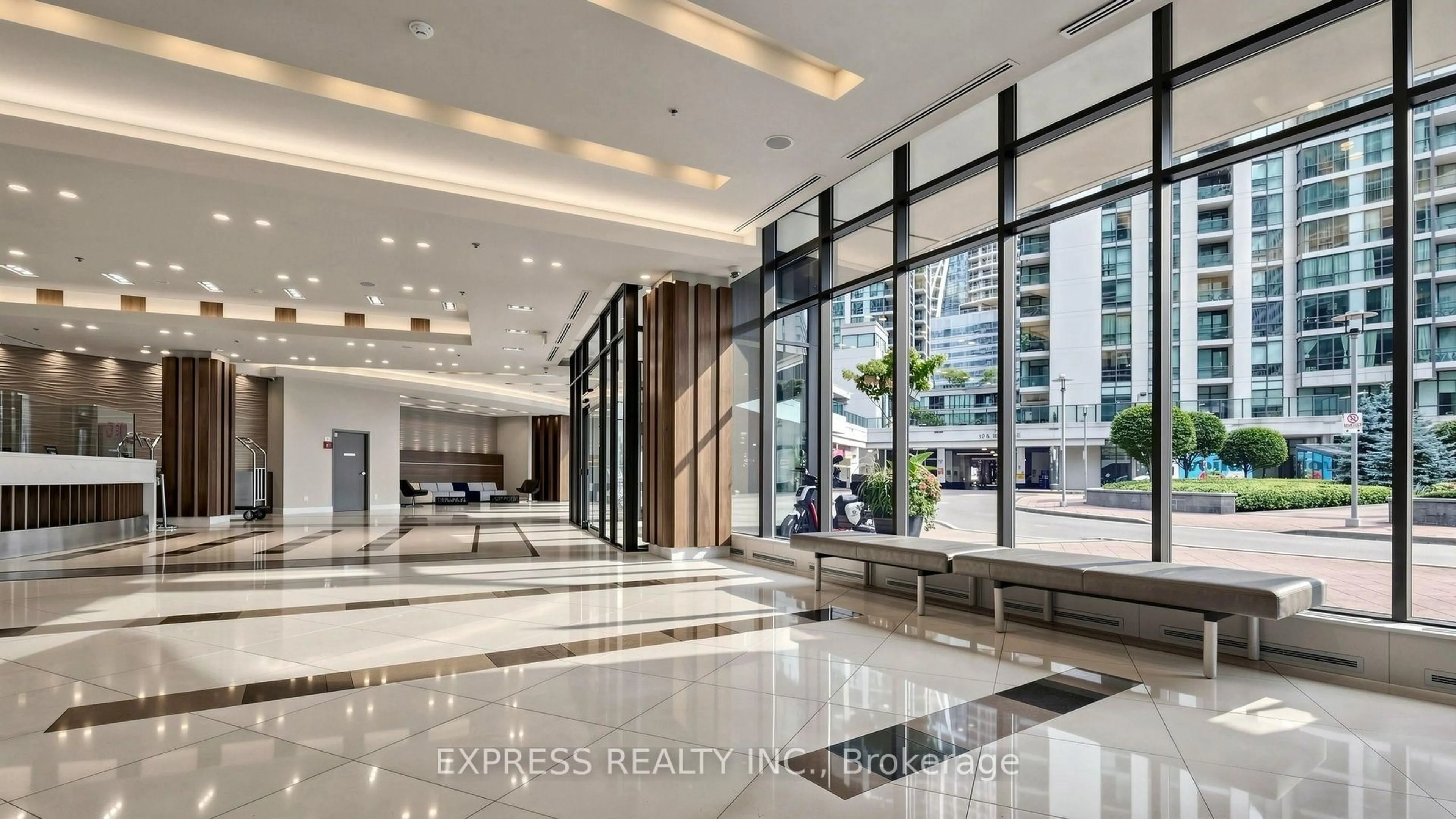 Indoor foyer for 33 Bay St #4207, Toronto Ontario M5J 2Z3