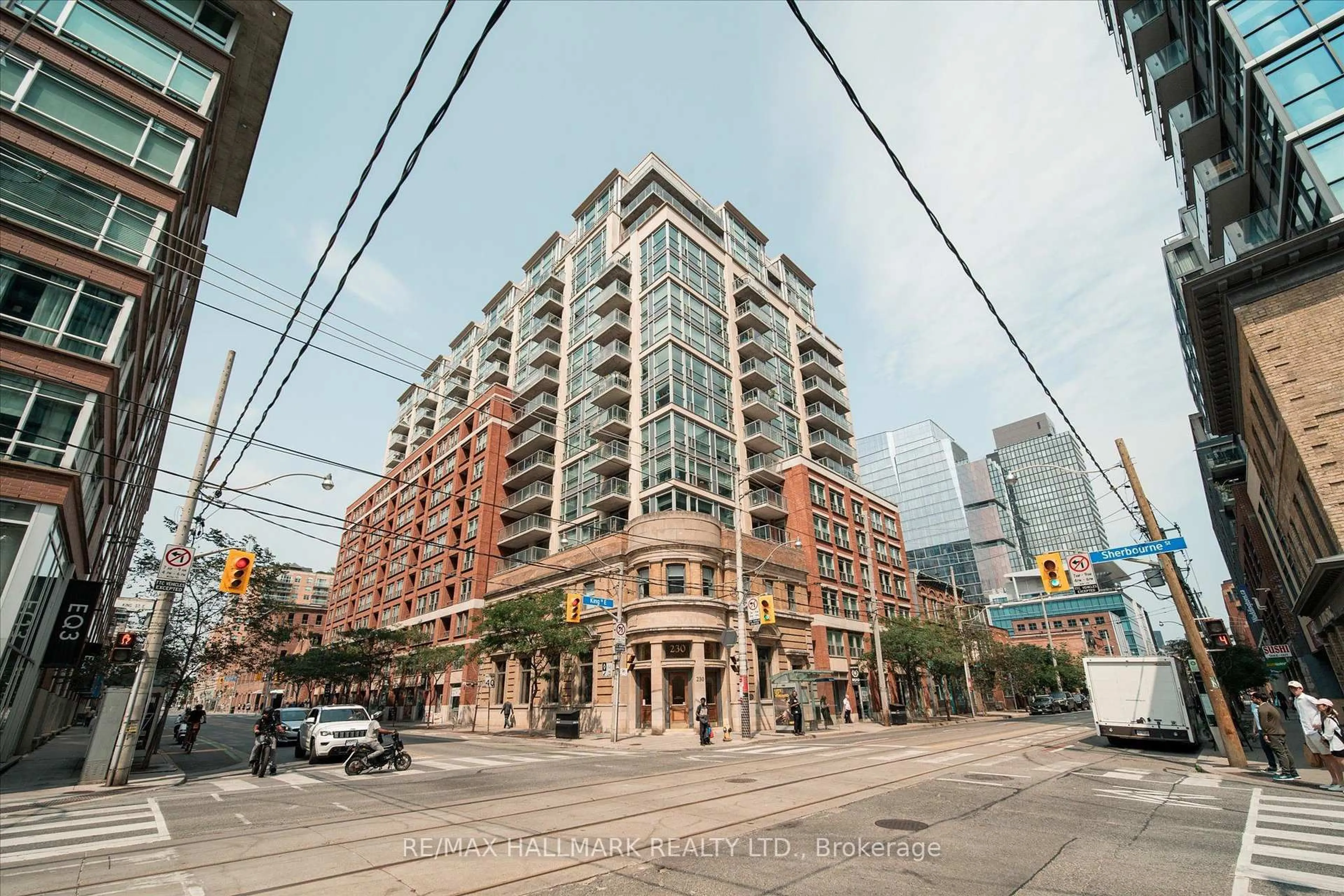 Unknown for 230 King St #706, Toronto Ontario M5A 1K5