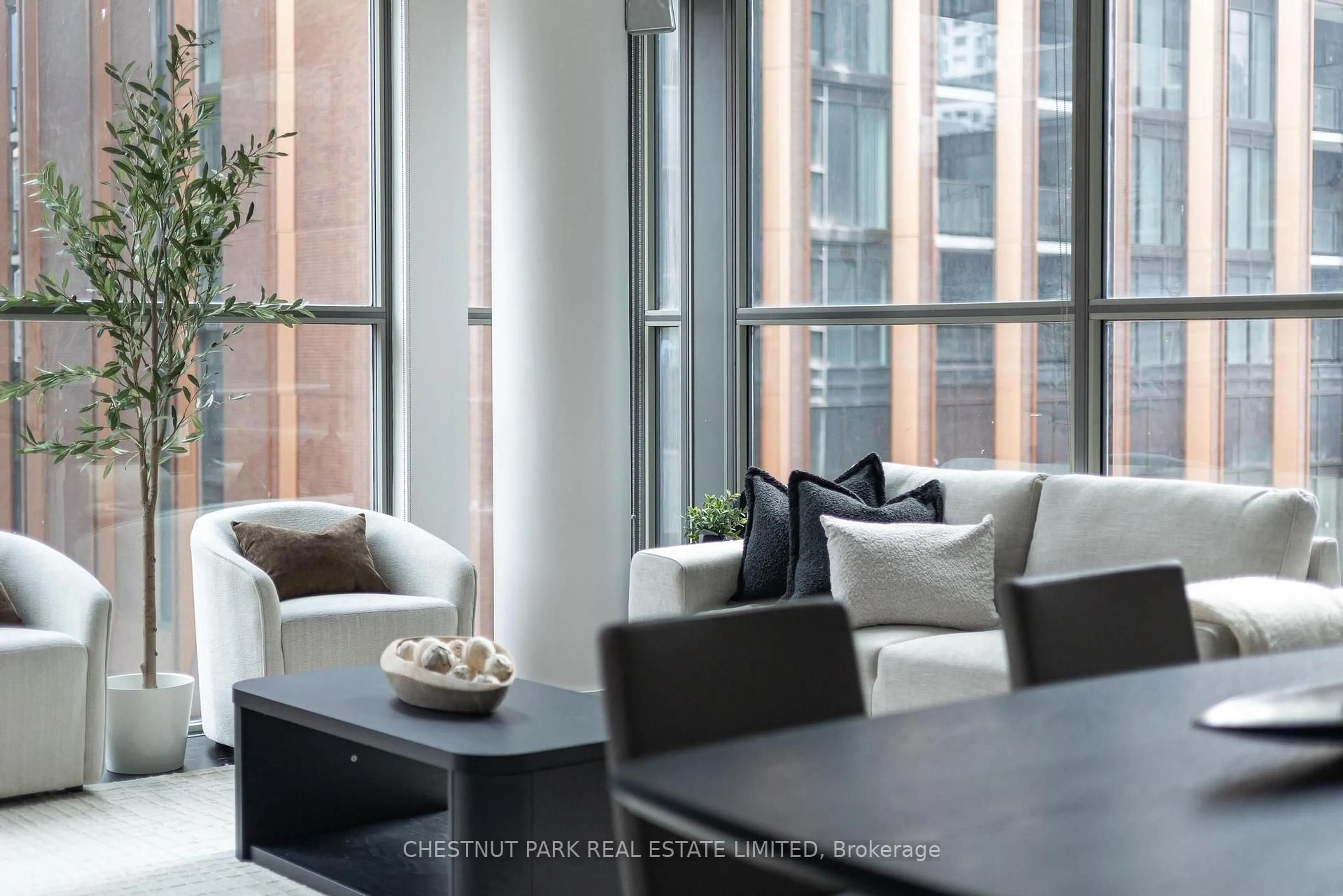 Living room with furniture, unknown for 25 Oxley St #611, Toronto Ontario M5V 2J5