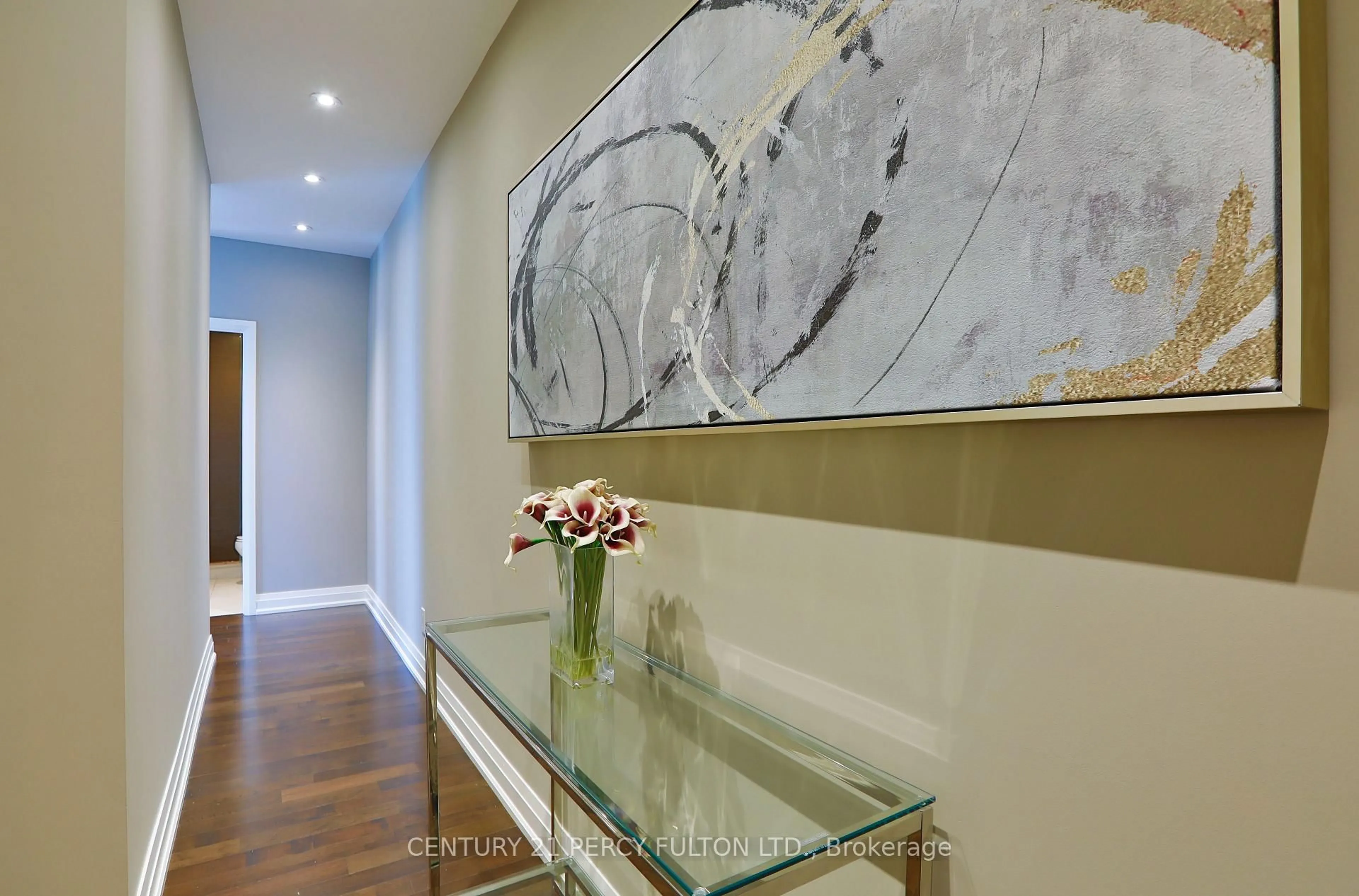 Indoor entryway for 80 John St #4002, Toronto Ontario M5V 3X4