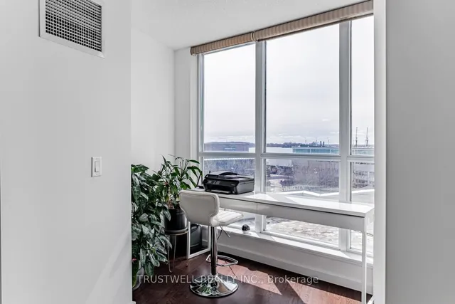 208 Queens Quay #511, Toronto 4
