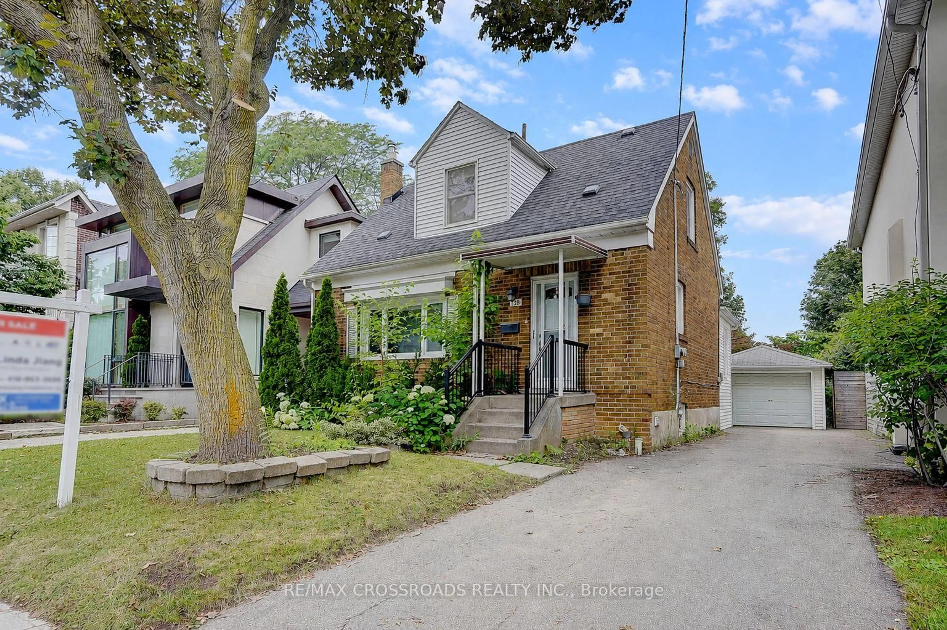Home with brick exterior material, street for 128 Leacrest Rd, Toronto Ontario M4G 1E8
