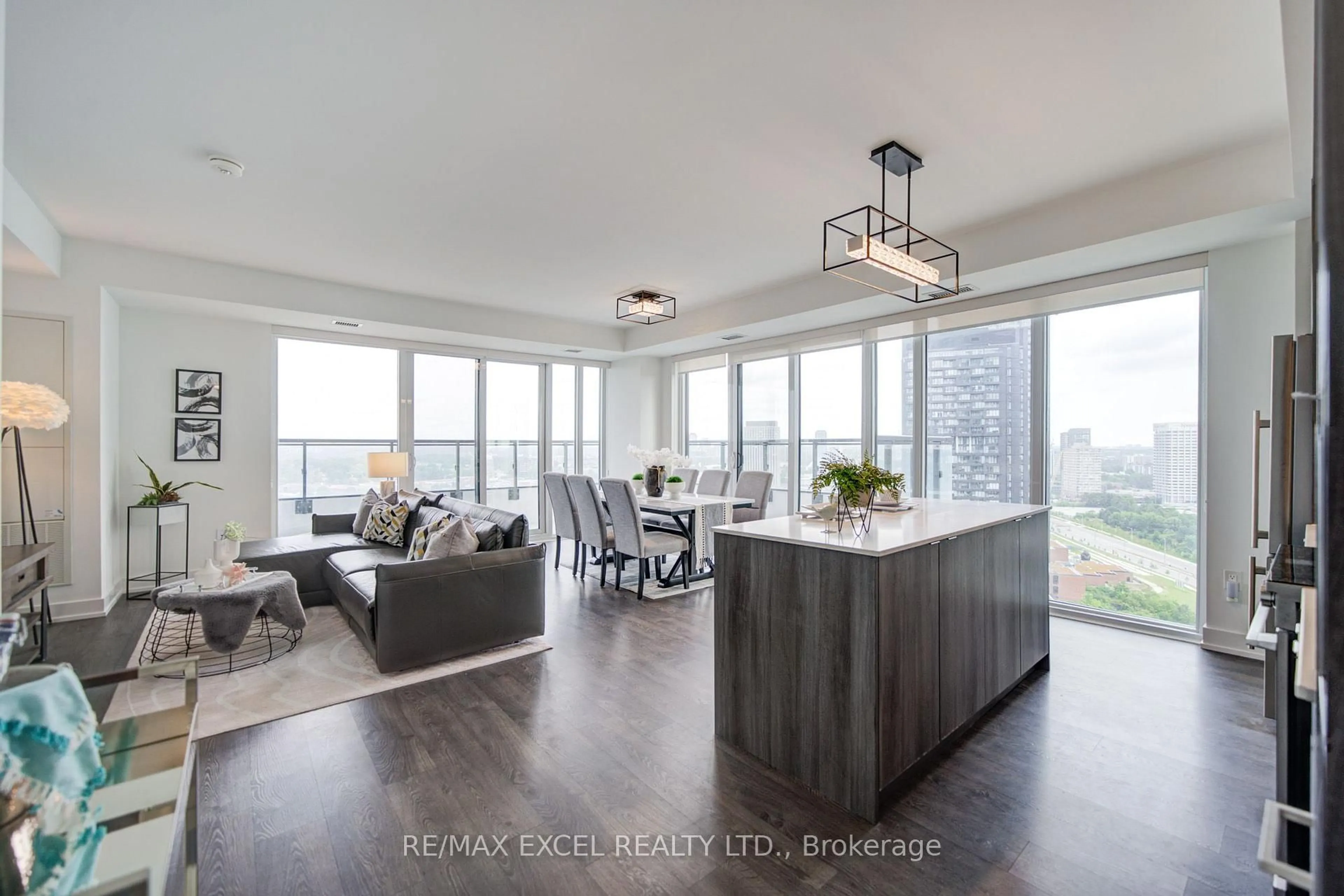 Open concept kitchen, wood/laminate floor for 20 Inn On The Park Dr #2331, Toronto Ontario M3C 0P8