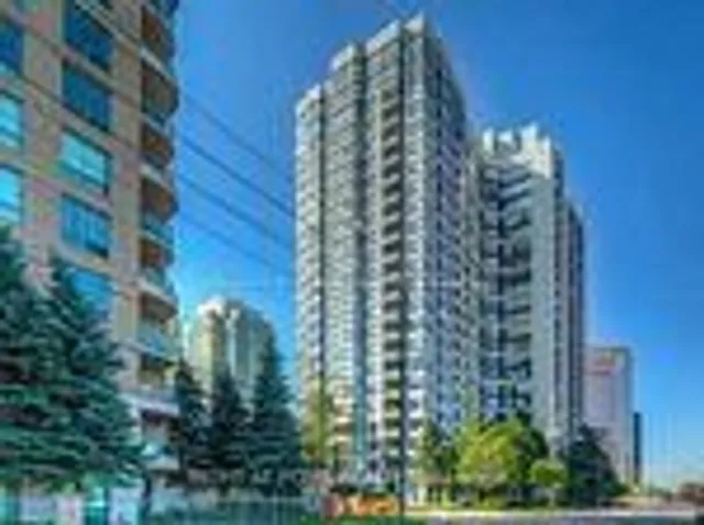 7 Bishop Ave #905, Toronto 2