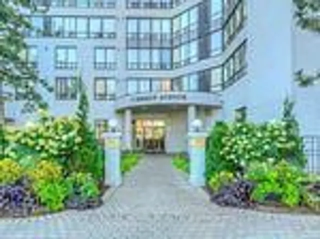 7 Bishop Ave #905, Toronto 3