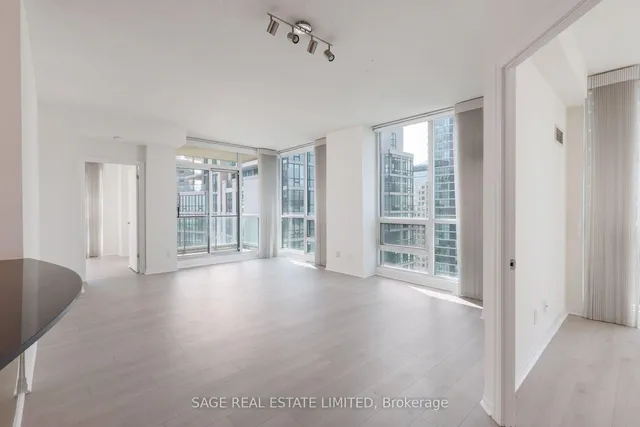 16 Yonge St #2711, Toronto 3