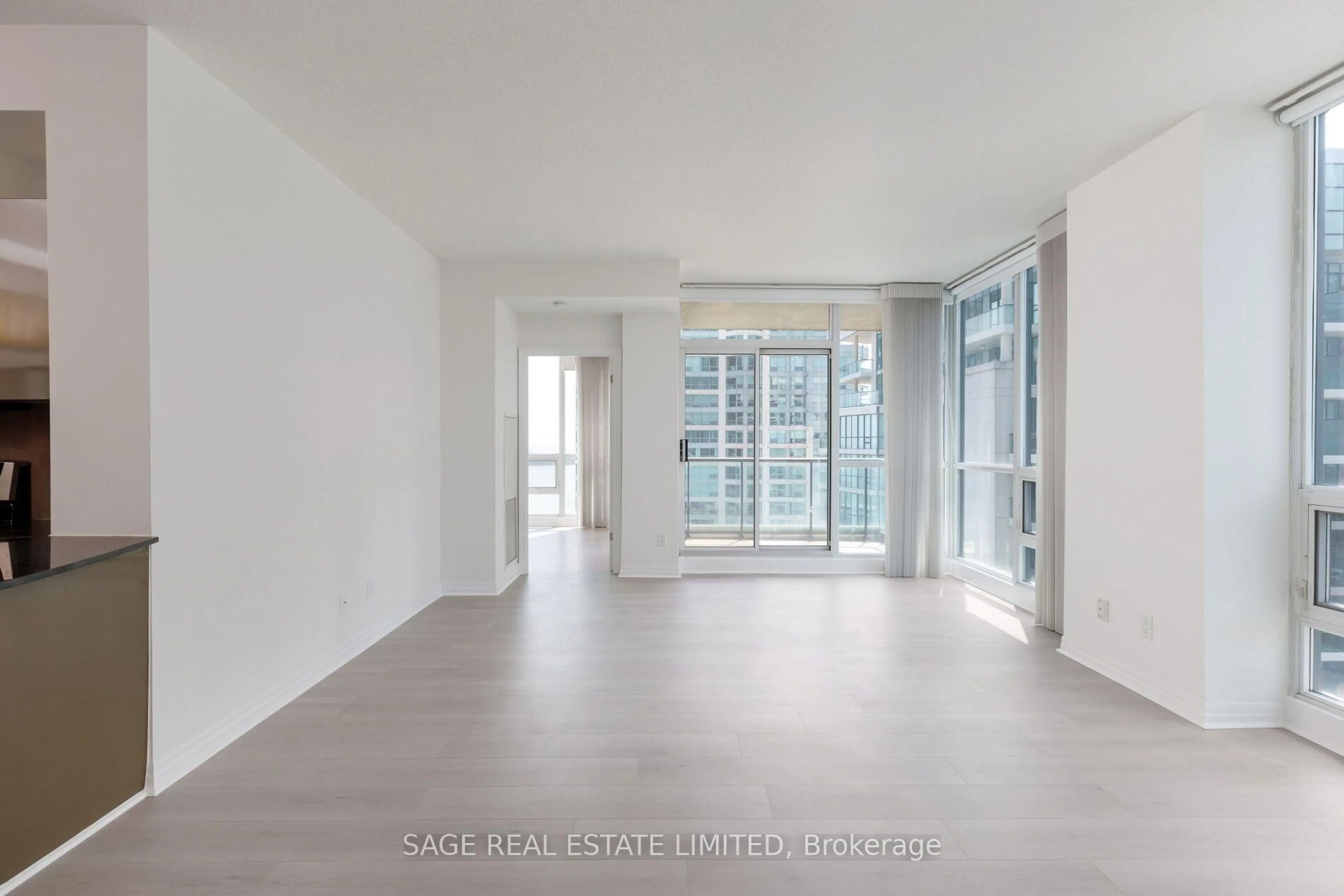 Unknown for 16 Yonge St #2711, Toronto Ontario M5E 2A1