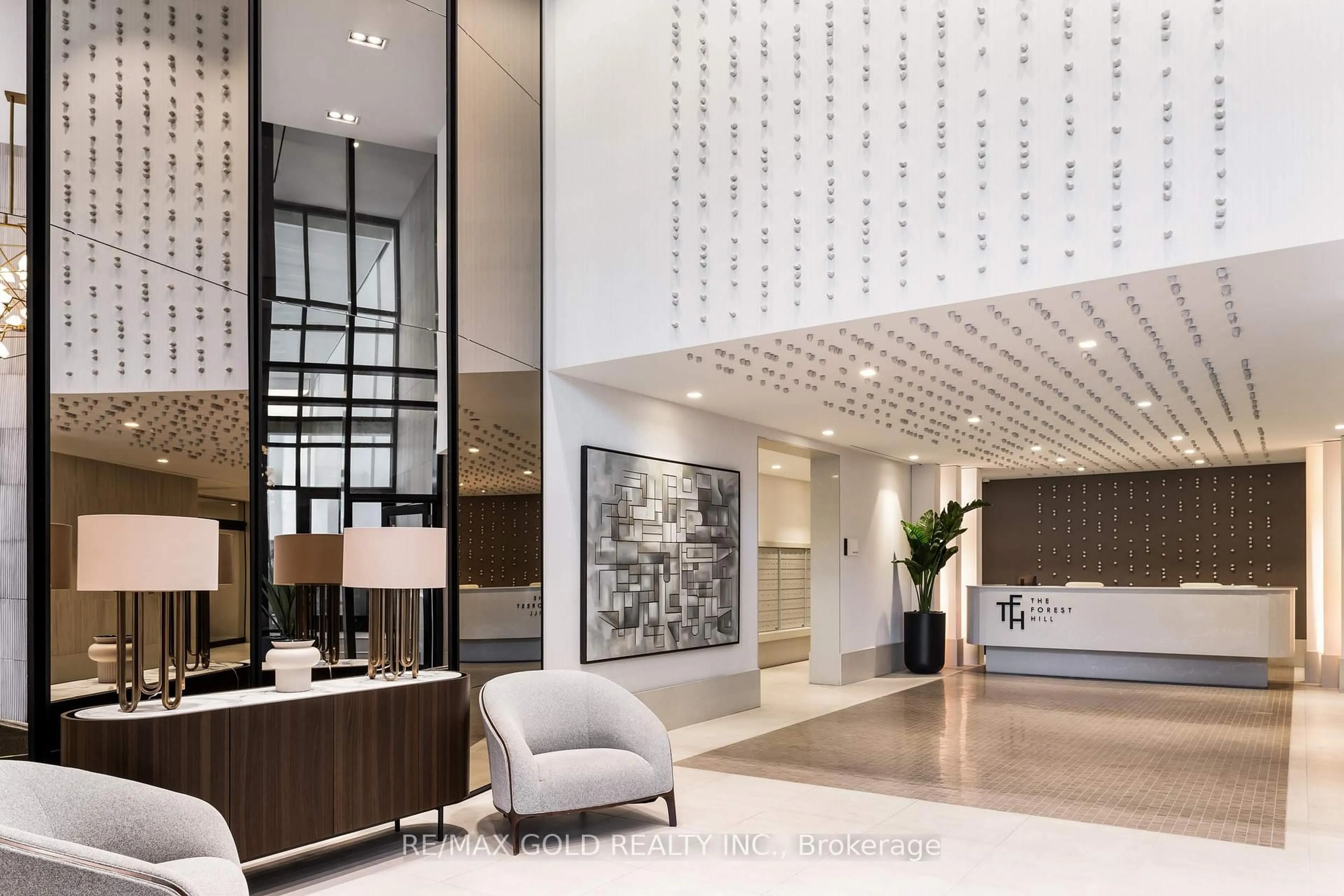 Lobby for 2020 Bathurst St #216, Toronto Ontario M5P 3L1