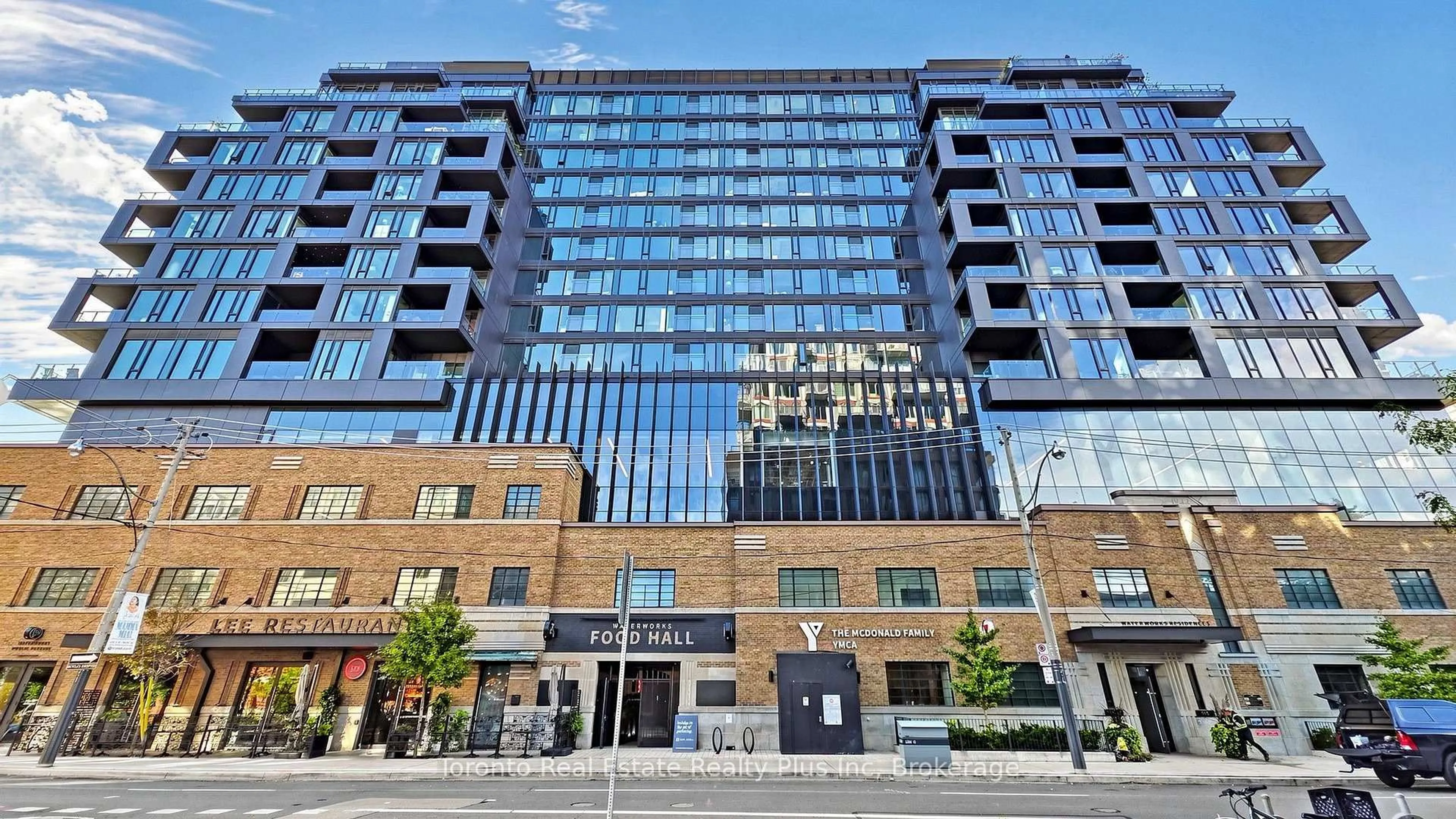 Indoor foyer for 505 Richmond St #729, Toronto Ontario M5V 1Y3