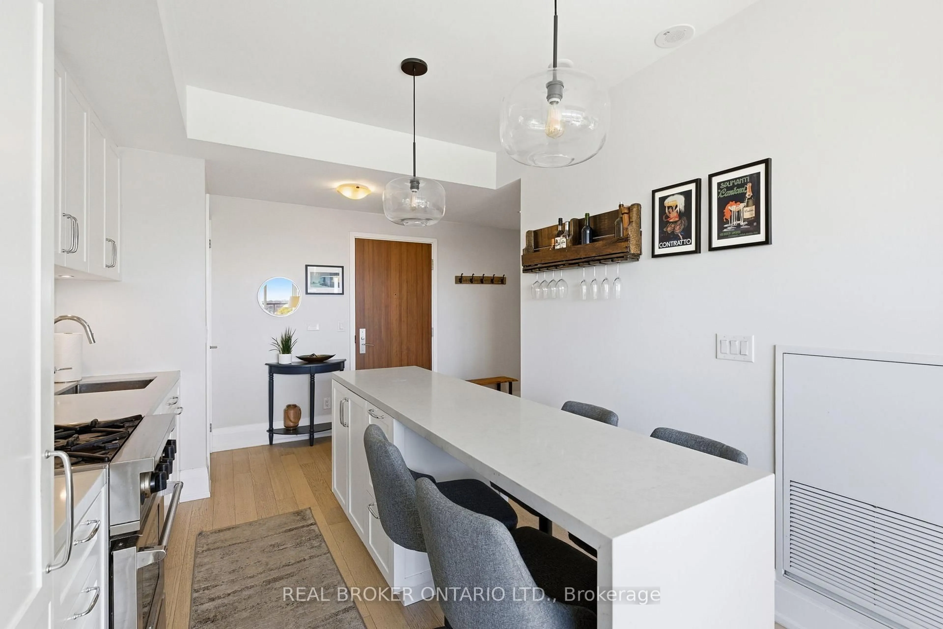 Unknown for 25 Malcolm Rd #606, Toronto Ontario M4G 0C1