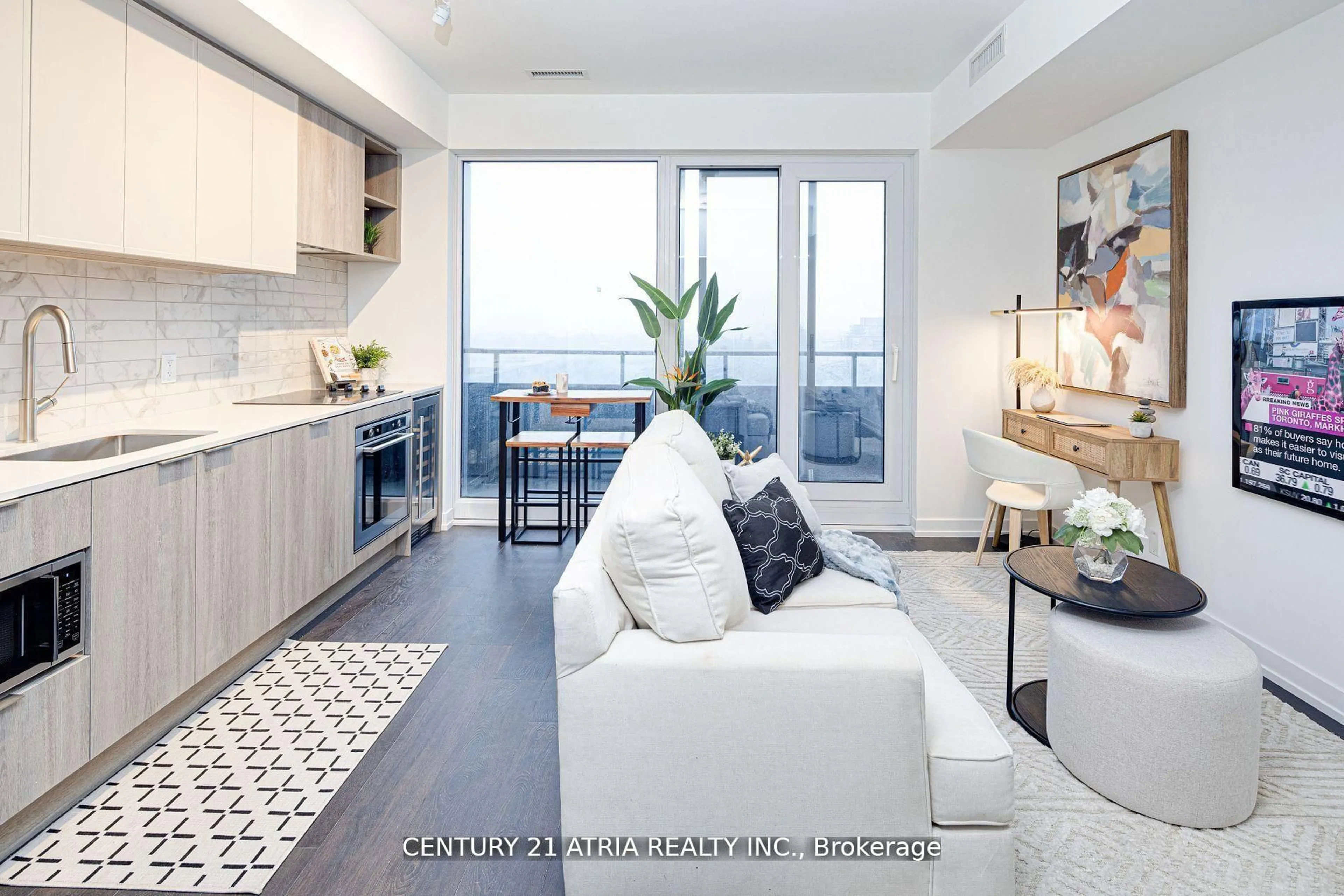 Unknown for 2020 Bathurst St #1810, Toronto Ontario M5P 0A6