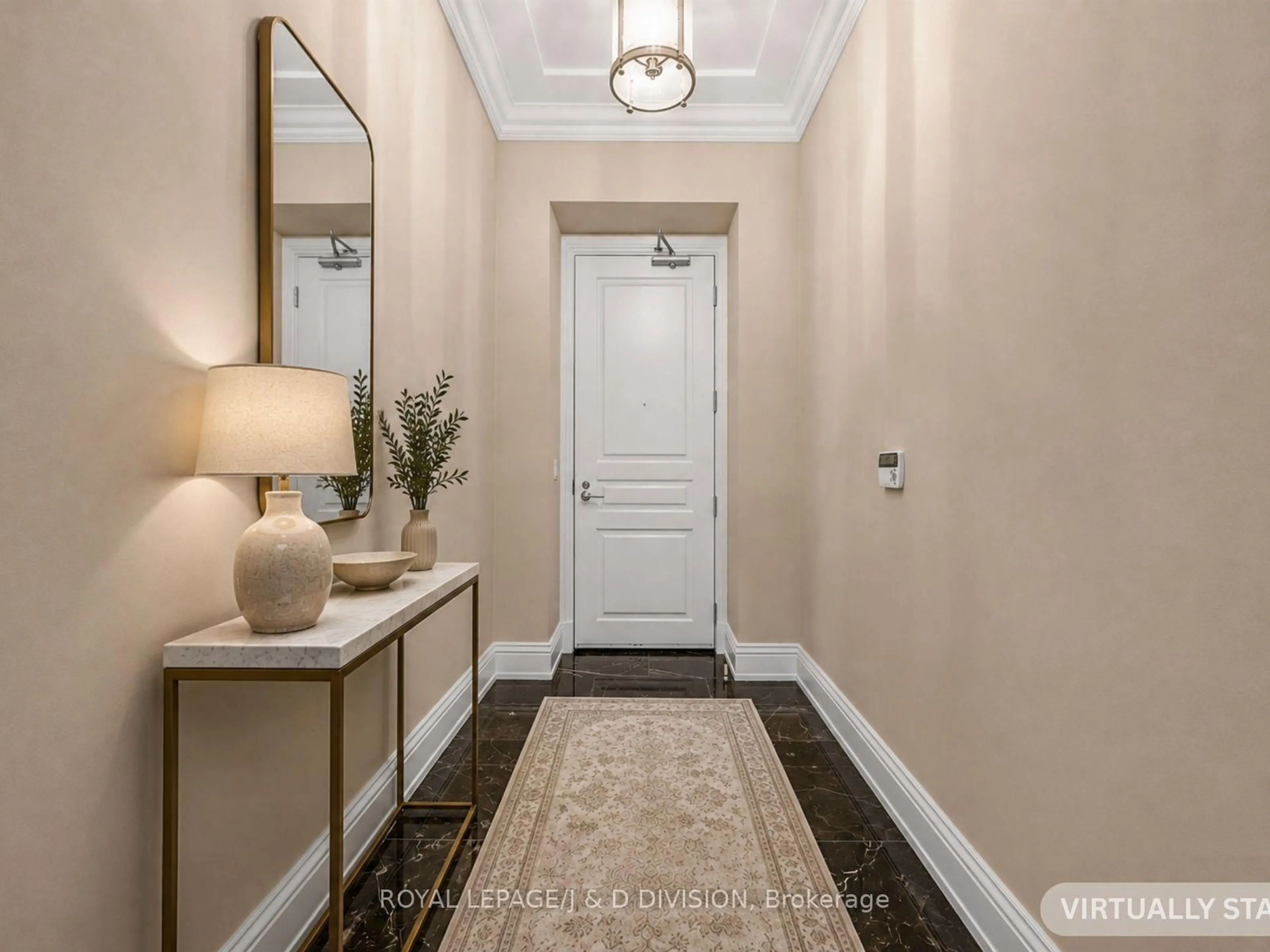Indoor entryway for 183 Wellington St #3405, Toronto Ontario M5V 0A1