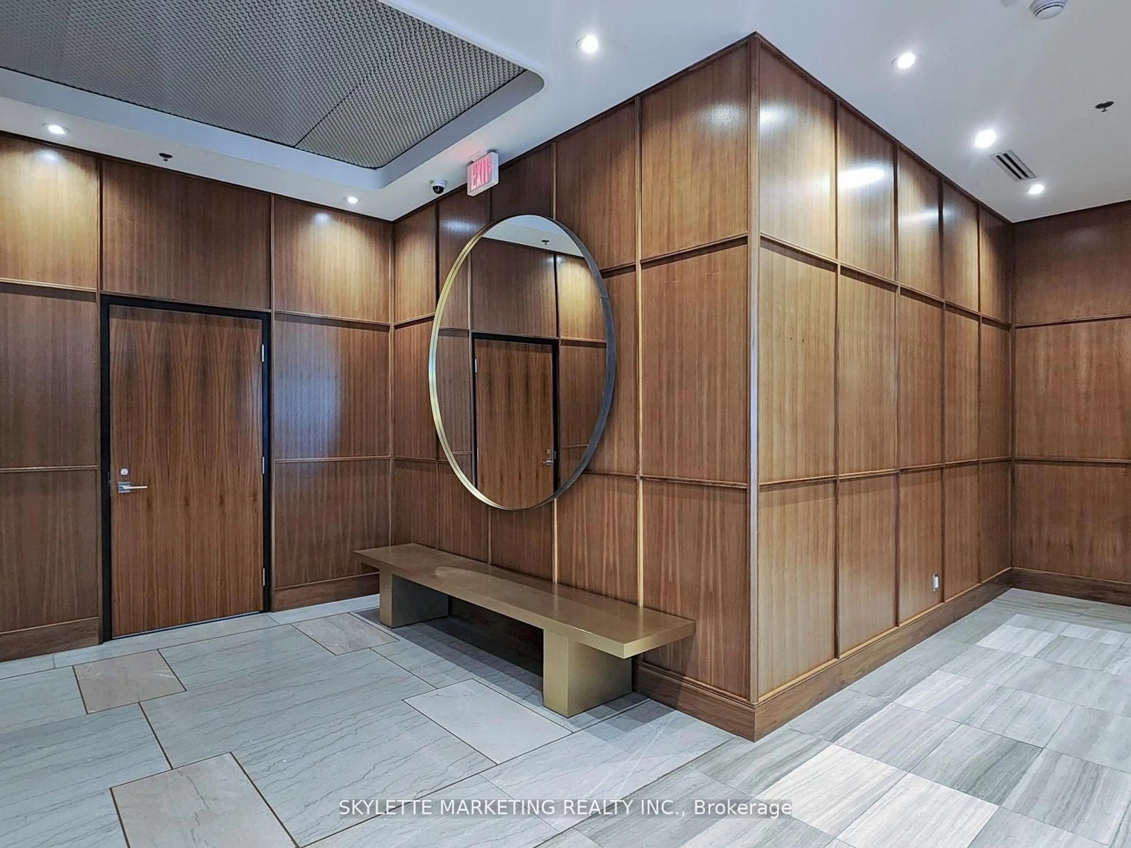 Indoor foyer for 111 St Clair Ave #1128, Toronto Ontario M4V 1N5