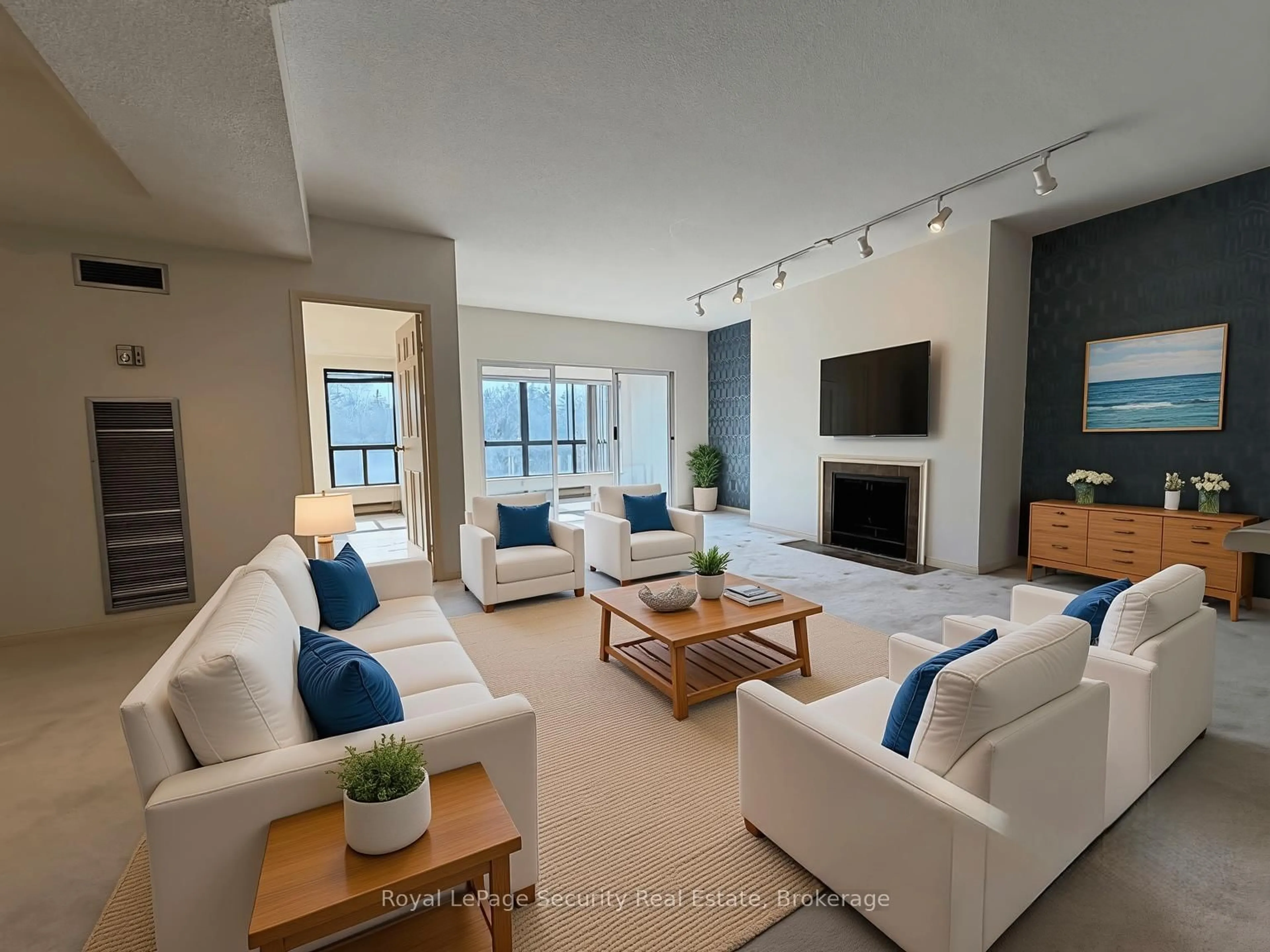 Living room with furniture, unknown for 20 Glebe Rd #10, Toronto Ontario M5P 1C9