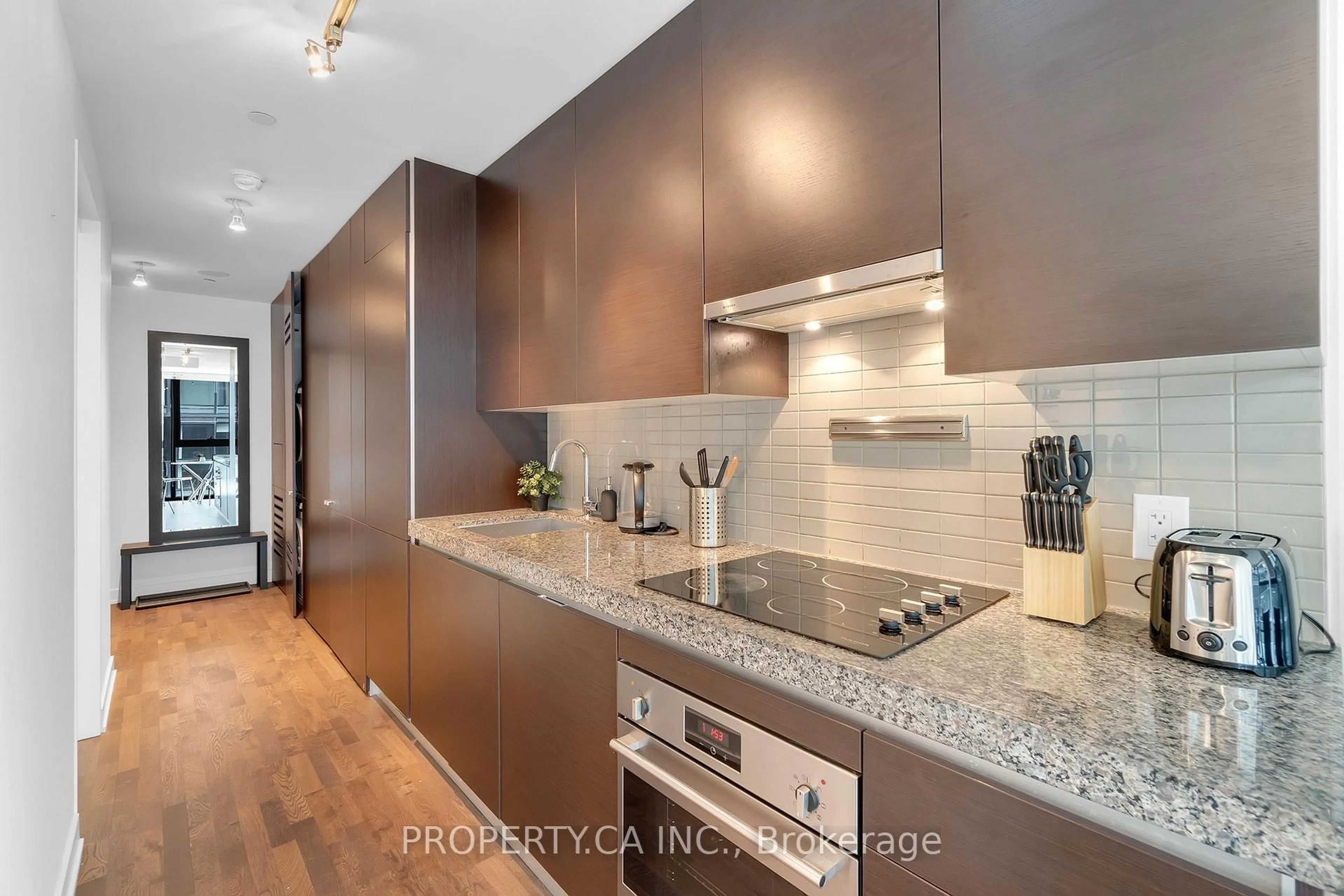 Contemporary kitchen, unknown for 38 Stewart St #408, Toronto Ontario M5V 0H1