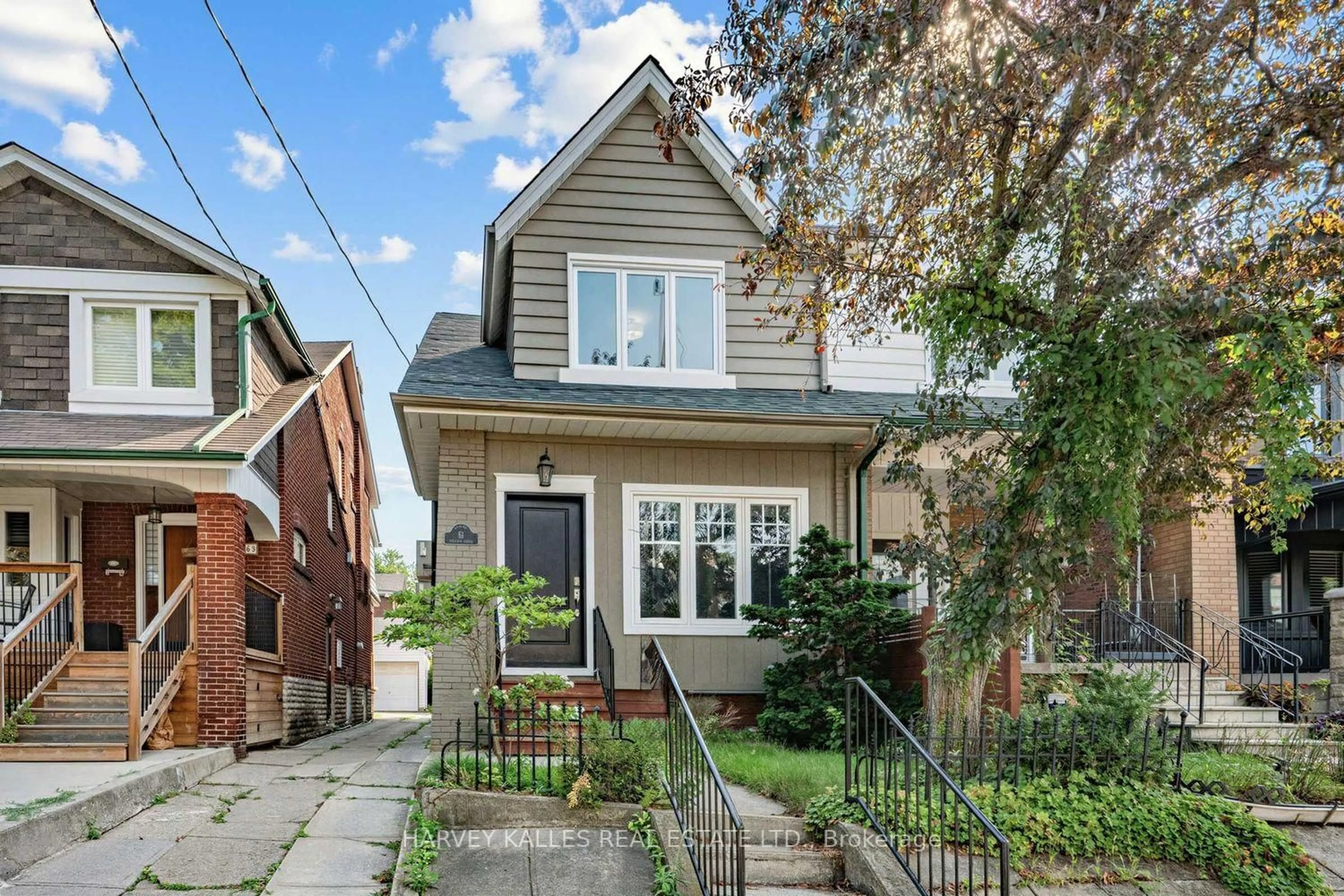 Home with brick exterior material, street for 61 Appleton Ave, Toronto Ontario M6E 3A4