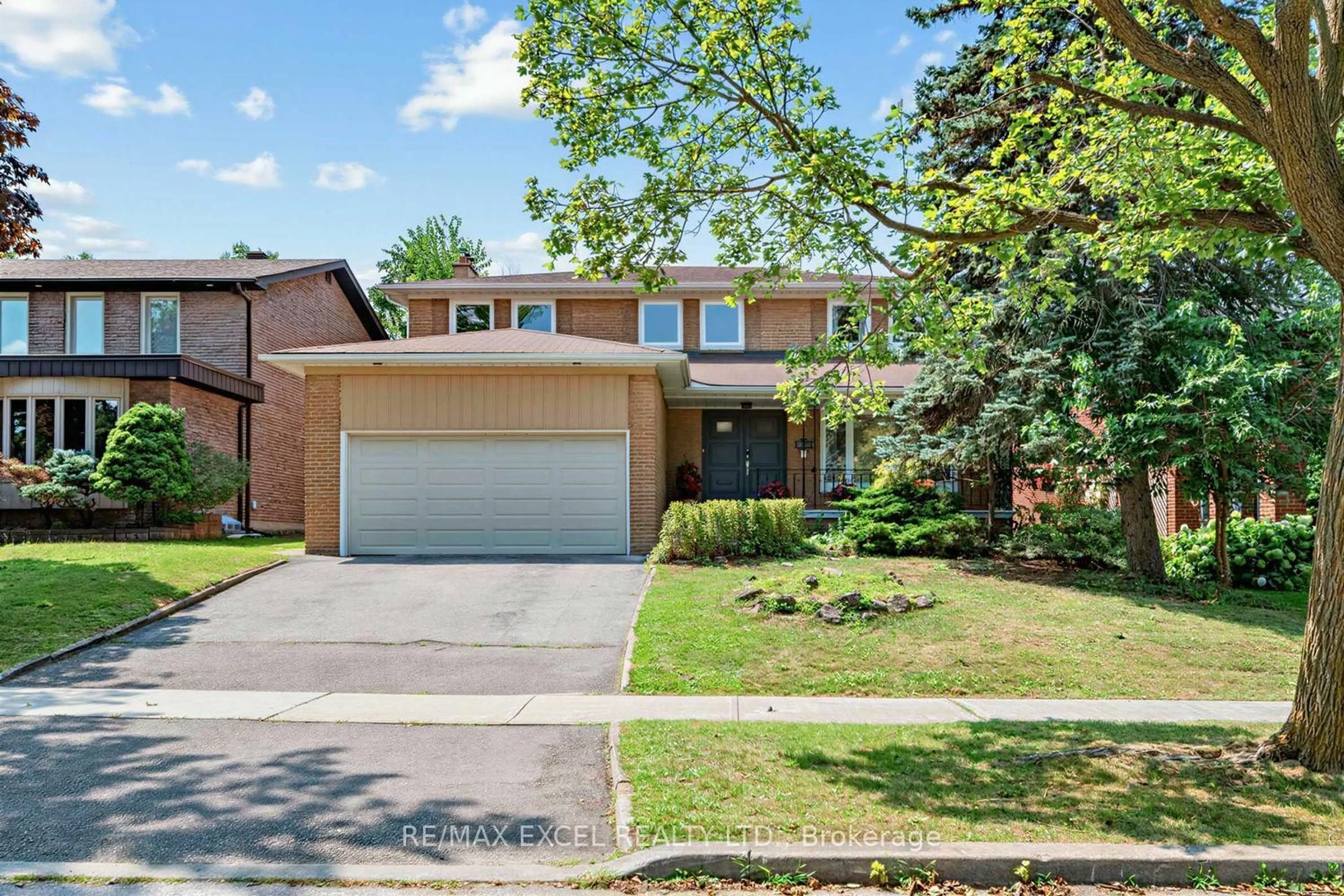 Home with brick exterior material, street for 28 Robinter Dr, Toronto Ontario M2M 3R2