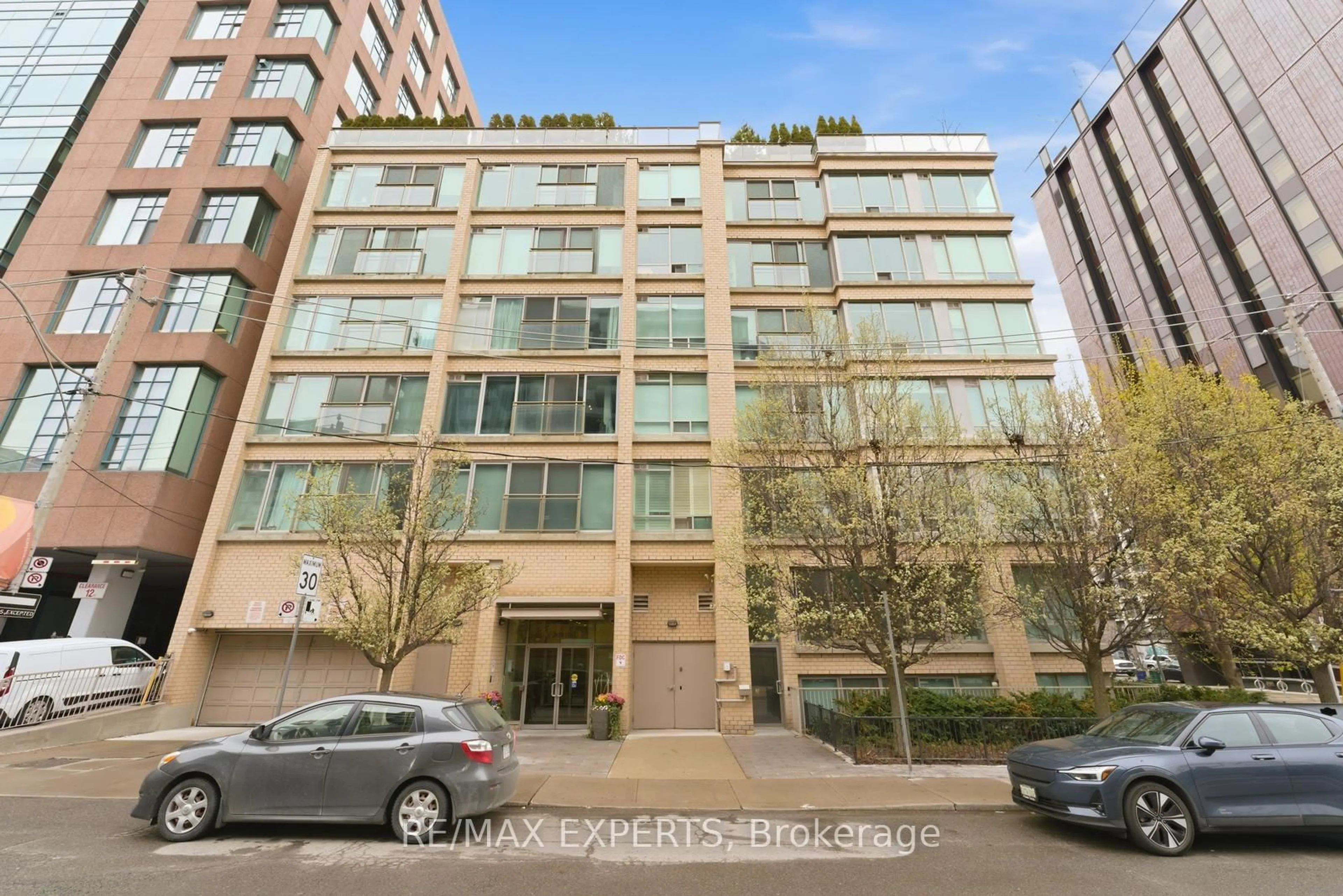 Unknown for 50 Camden St #707, Toronto Ontario M5V 3N1