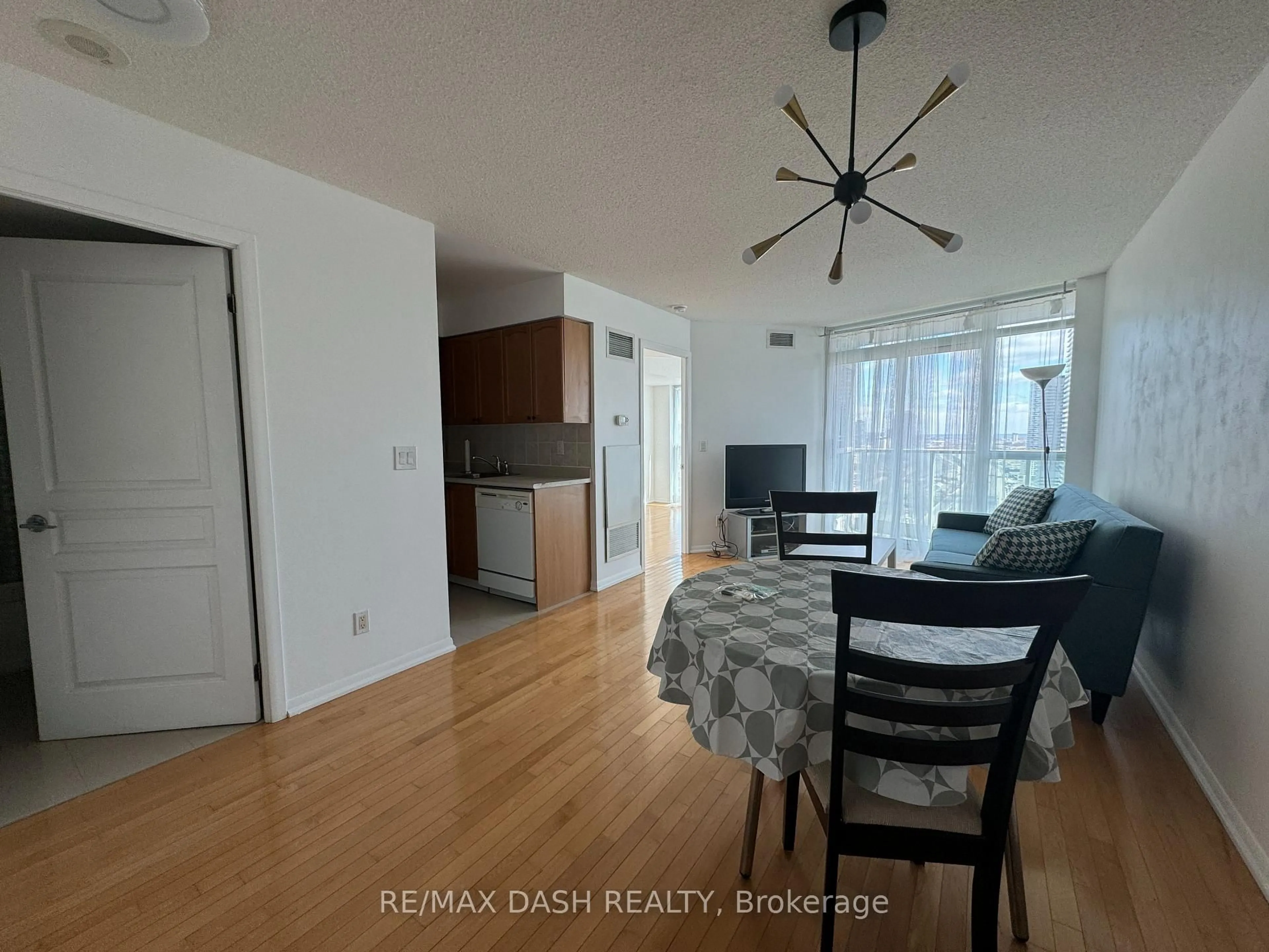 A pic of a room for 18 Yonge St #2809, Toronto Ontario M5E 1Z8