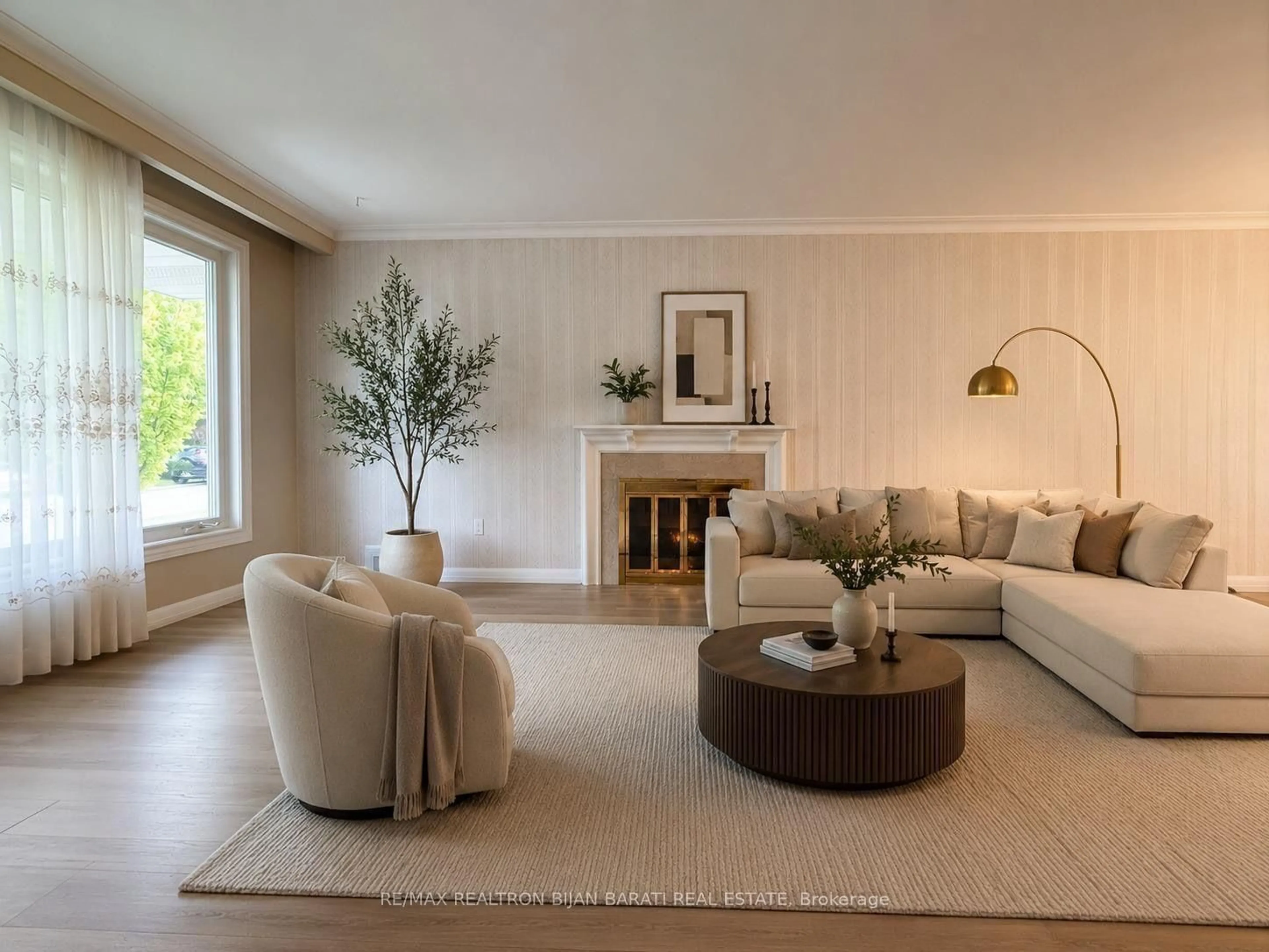 Living room with furniture, unknown for 33 Sumner Heights Dr, Toronto Ontario M2K 1Y2