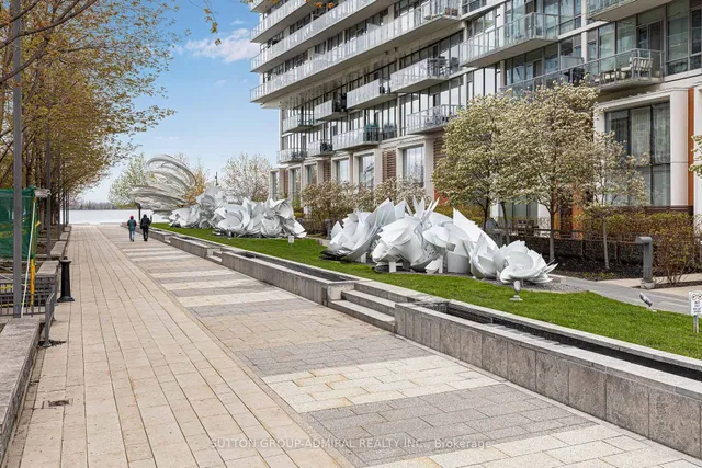 15 Queens Quay #208, Toronto 5
