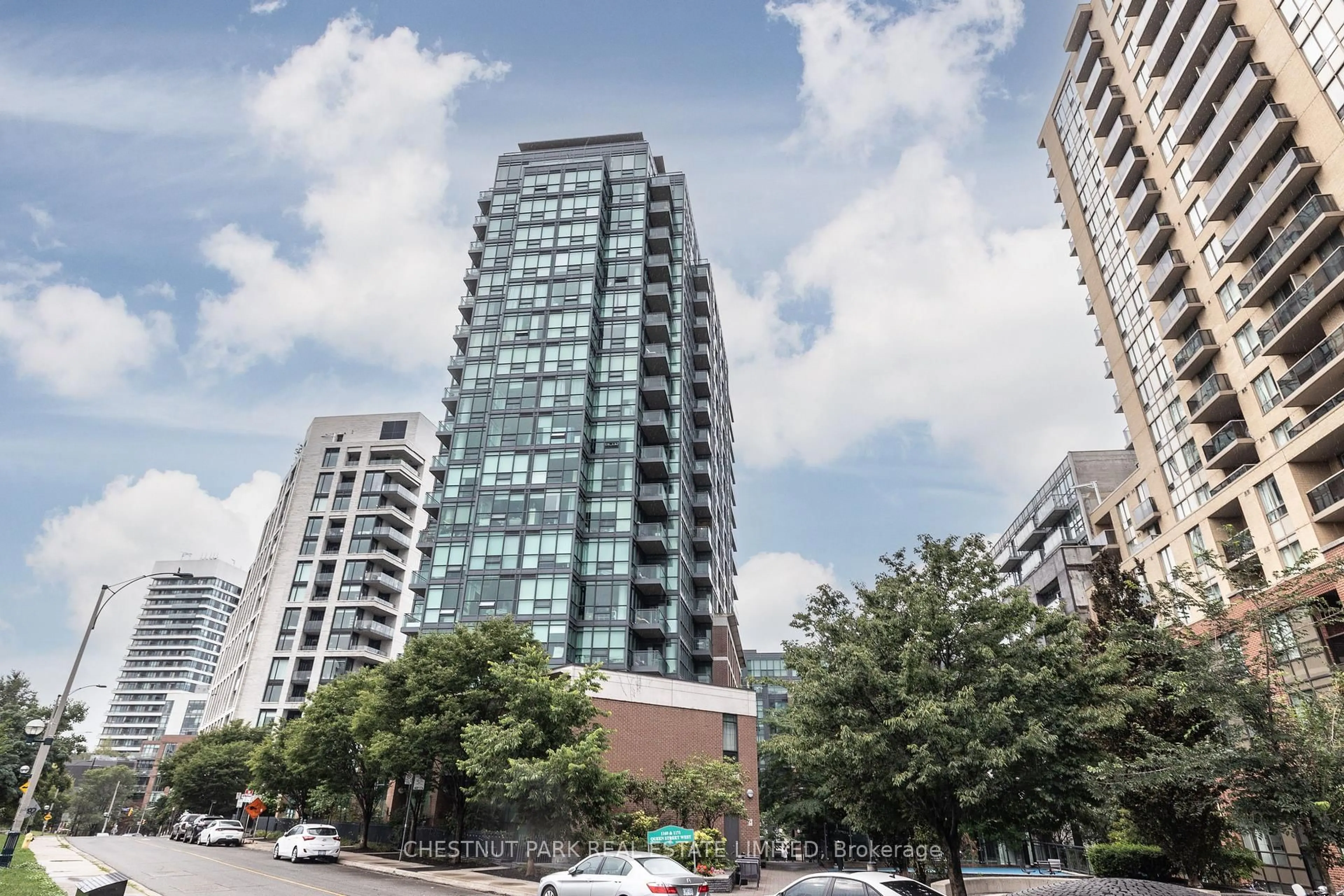 Unknown for 1171 Queen St #802, Toronto Ontario M6J 0A5