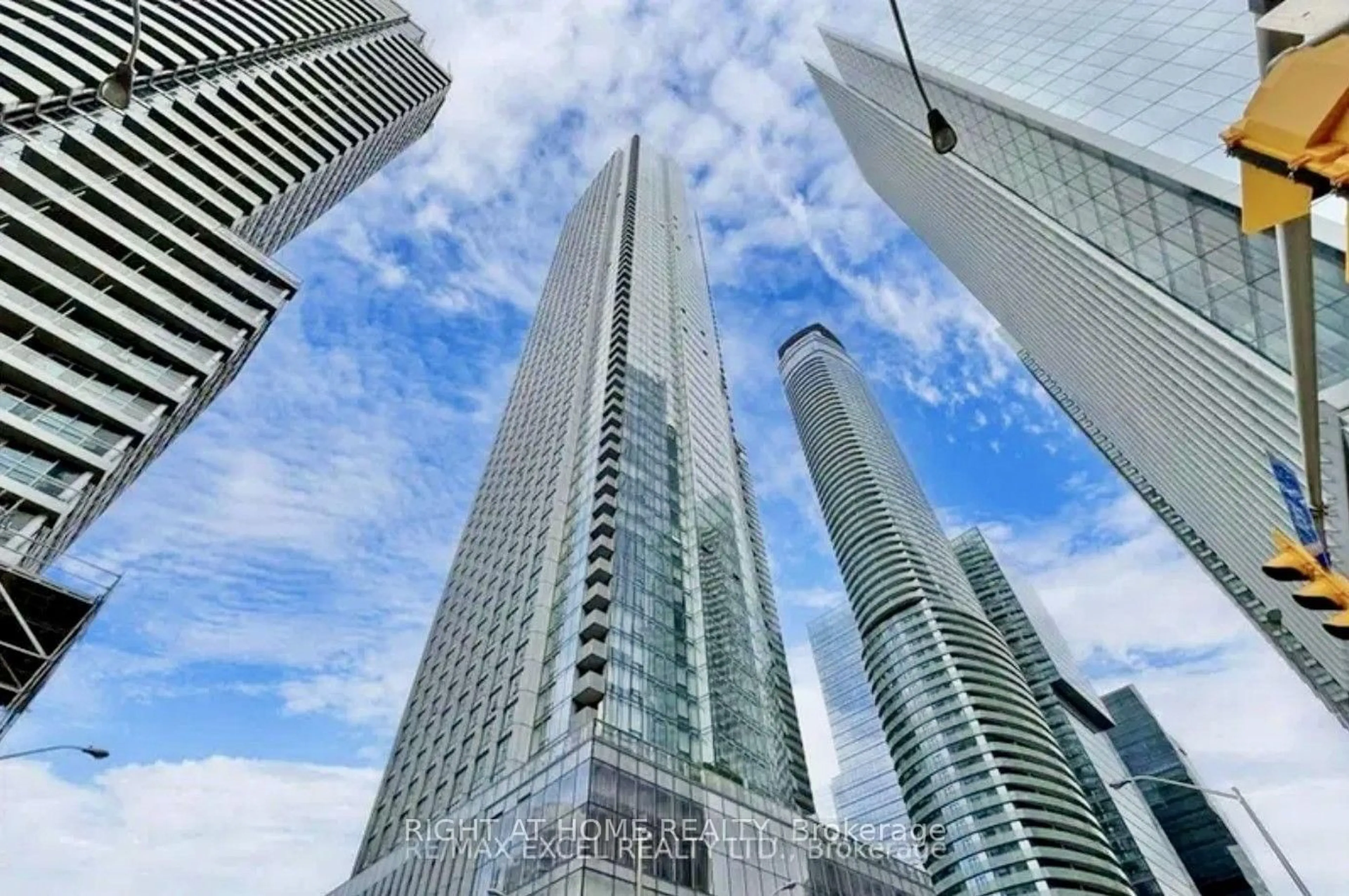 Unknown for 10 York St #3213, Toronto Ontario M5J 0E1