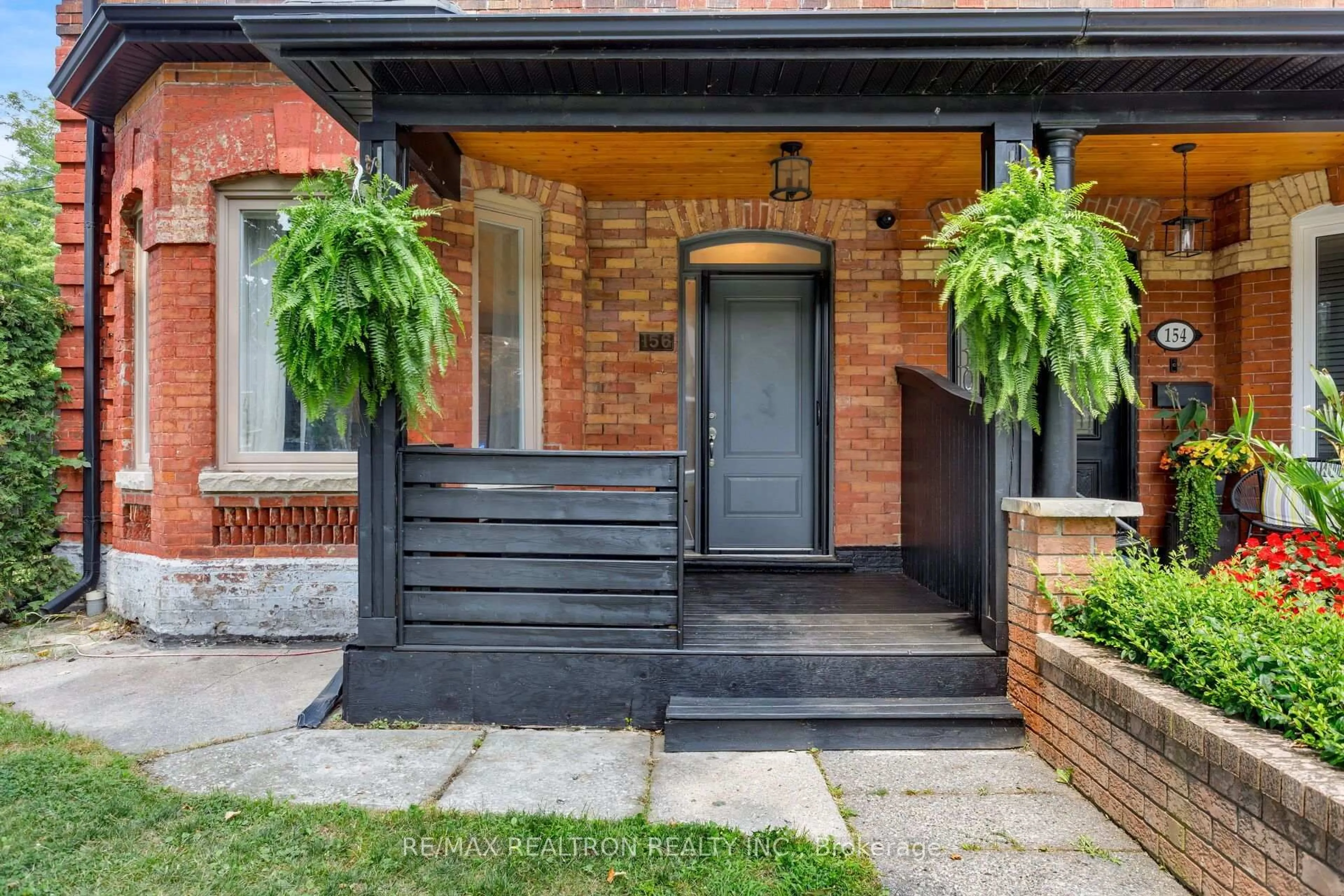 Home with brick exterior material, street for 156 Argyle St, Toronto Ontario M6J 1P1