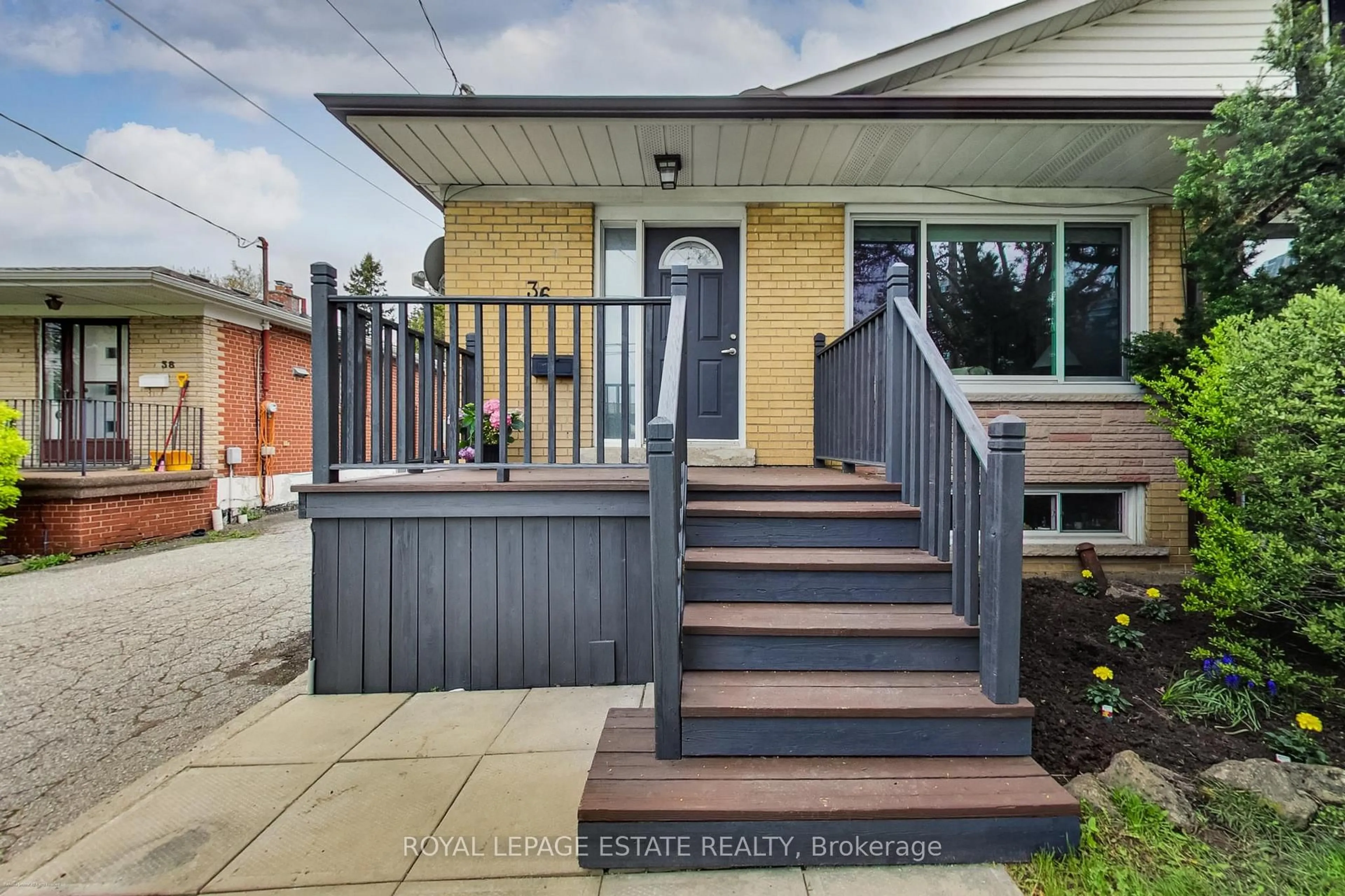 Unknown for 36 Linelle St, Toronto Ontario M2N 2J3