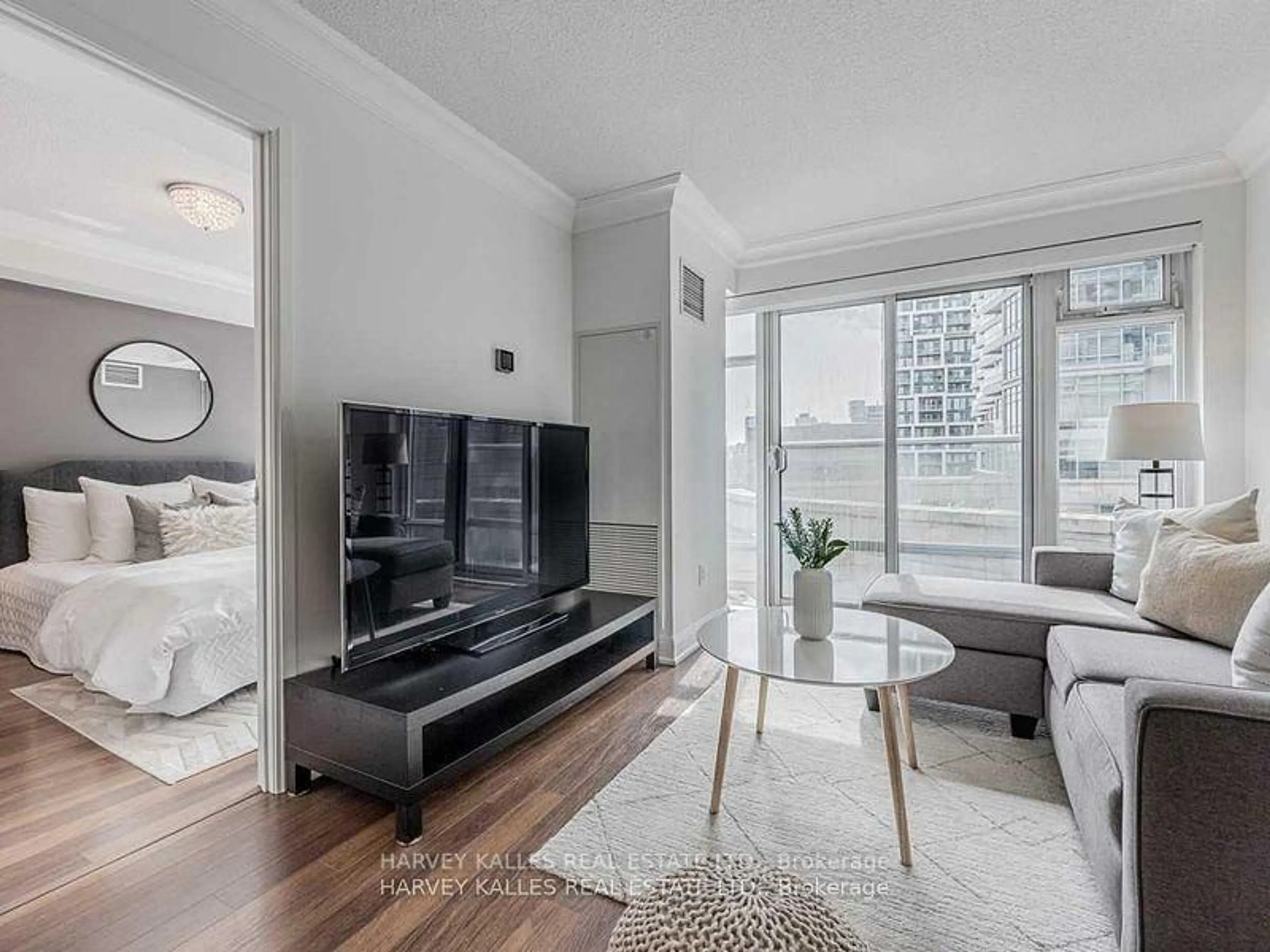 Living room with furniture, unknown for 2191 Yonge St #504, Toronto Ontario M4S 3H8